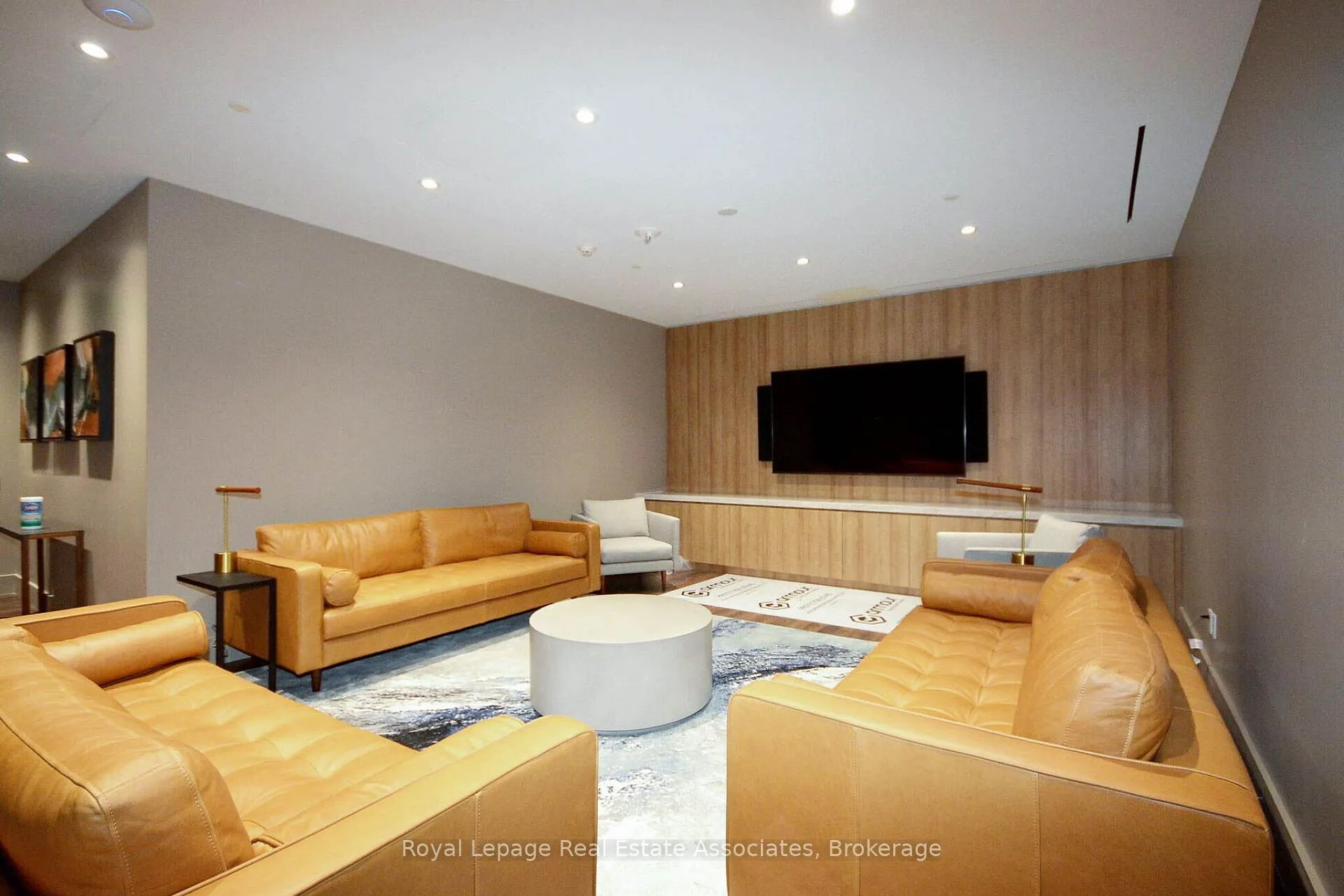 Photo 32 of Unit 706, 21 Park Street E, Mississauga, Port Credit — HOMEH