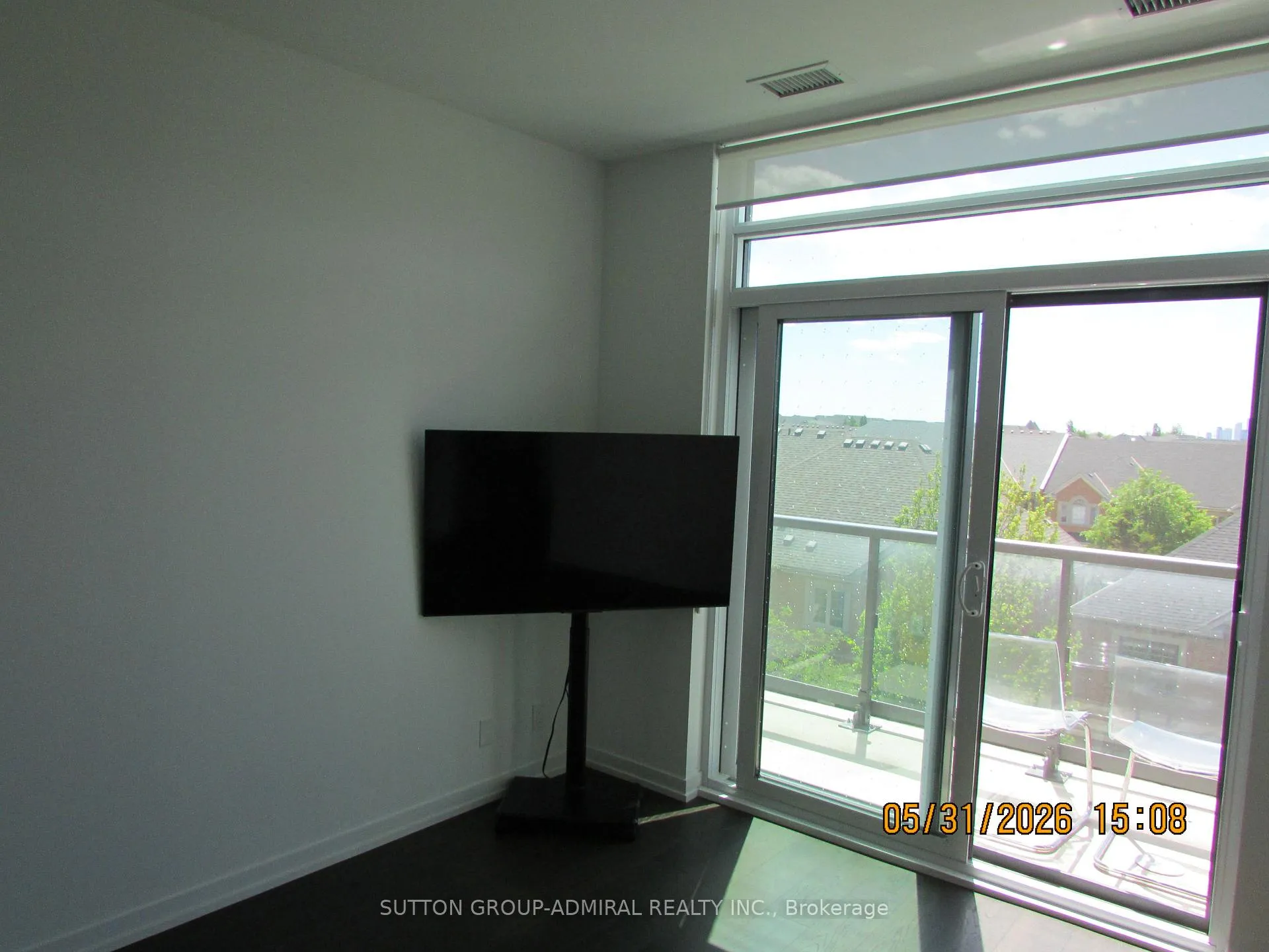 Photo 6 of Unit 414, 8 Beverley Glen Boulevard, Vaughan, Beverley Glen — HOMEH