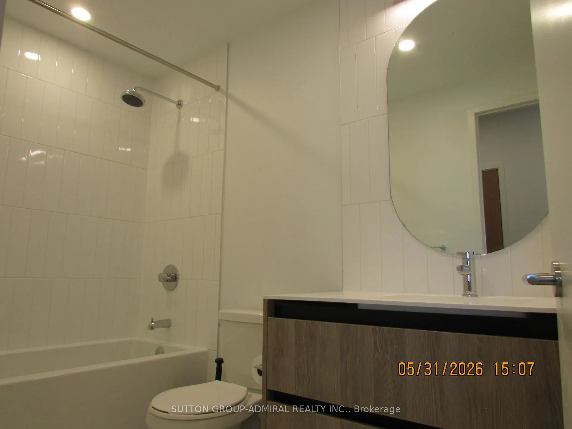 Photo 8 of Unit 414, 8 Beverley Glen Boulevard, Vaughan, Beverley Glen — HOMEH