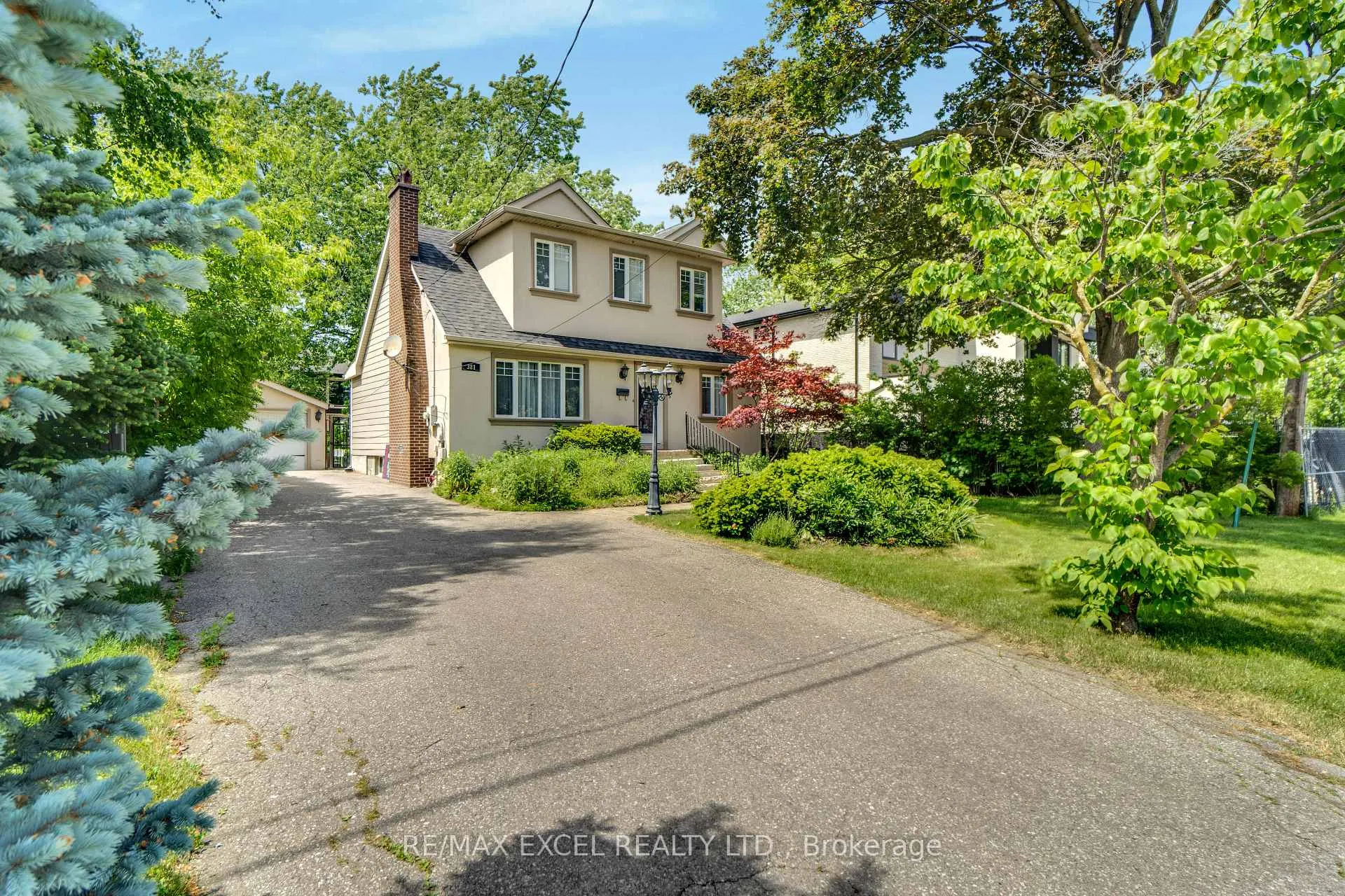 Photo 2 of 381 Niar Avenue, Mississauga, Mineola — HOMEH