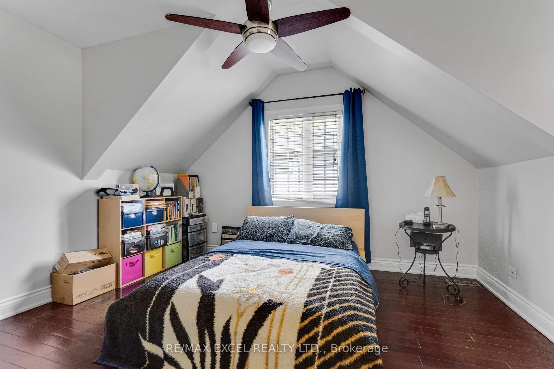 Photo 21 of 381 Niar Avenue, Mississauga, Mineola — HOMEH