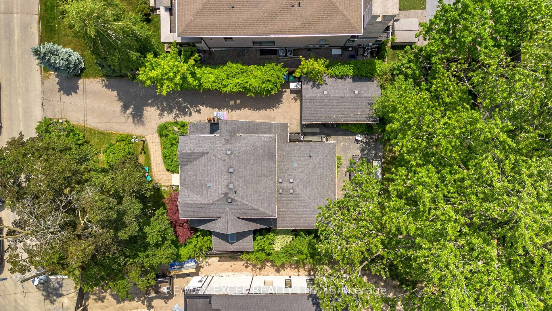 Photo 38 of 381 Niar Avenue, Mississauga, Mineola — HOMEH