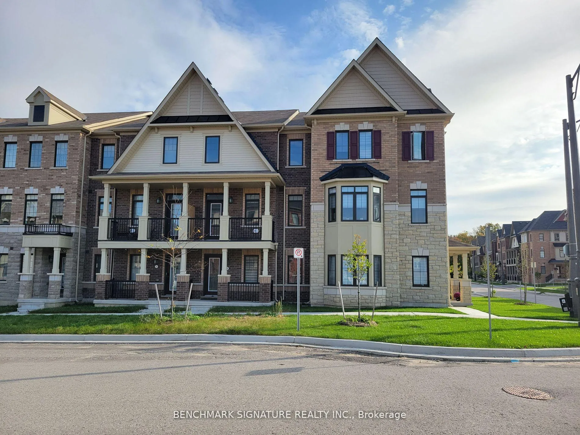 Photo 1 of 29 George Peach Avenue, Markham, Victoria Square — HOMEH