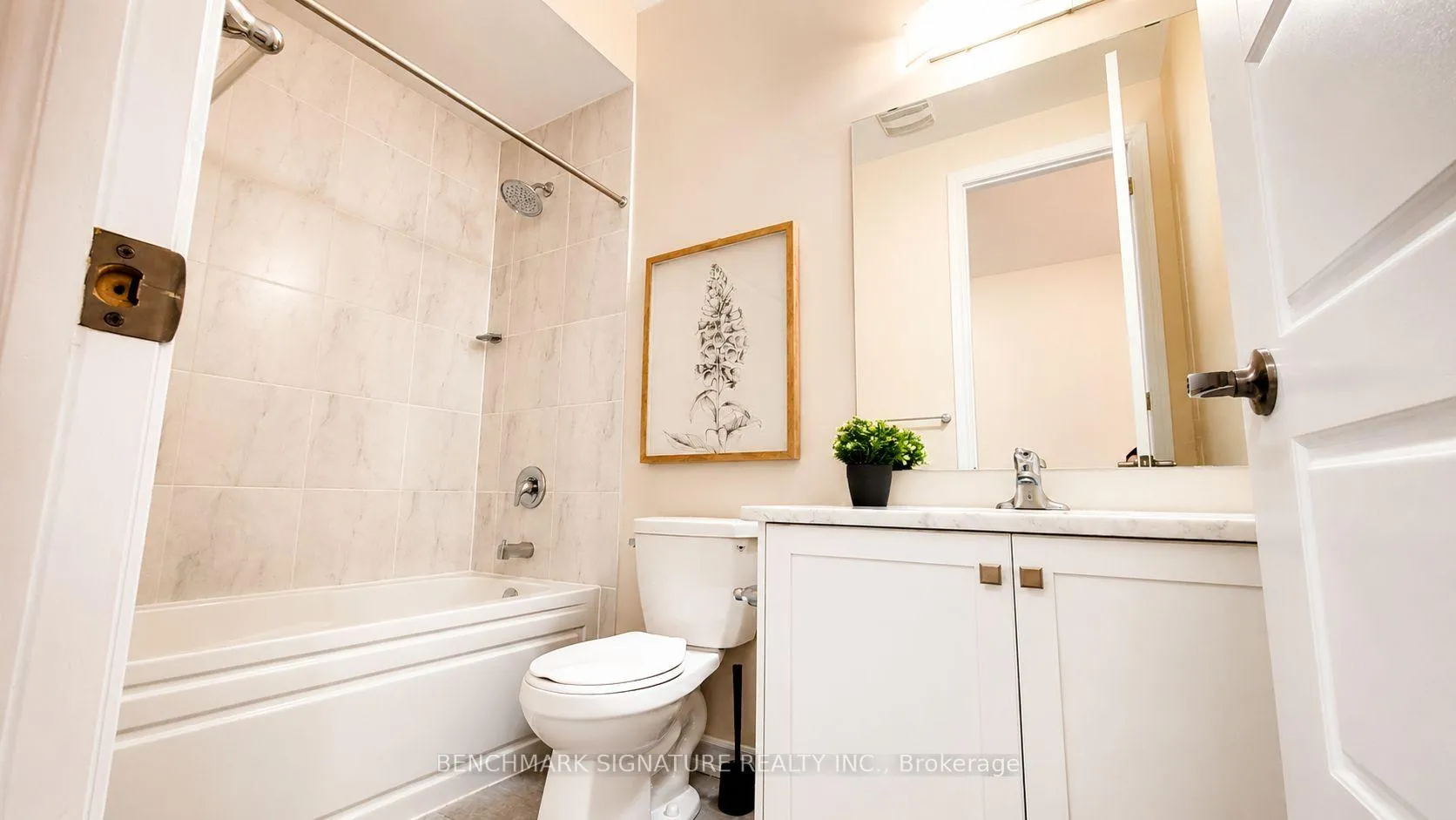 Photo 19 of 29 George Peach Avenue, Markham, Victoria Square — HOMEH