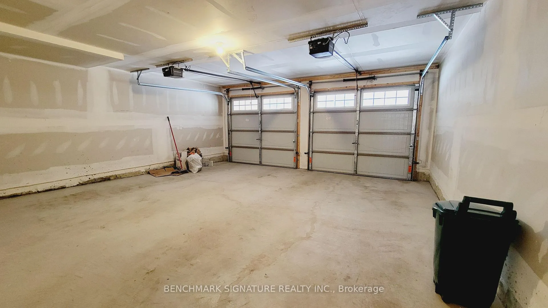 Photo 20 of 29 George Peach Avenue, Markham, Victoria Square — HOMEH