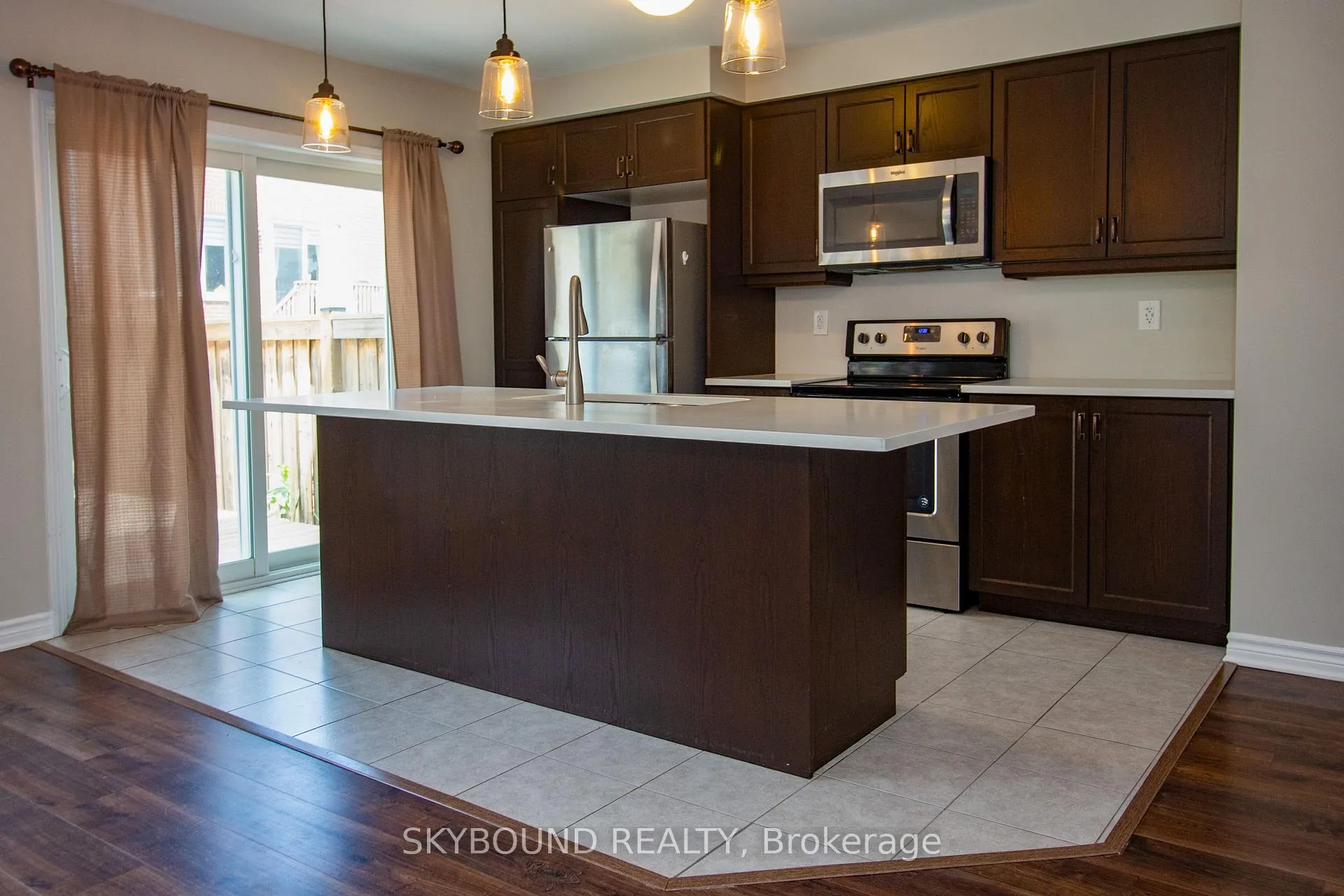 Photo 10 of Unit 36, 22 Spring Creek Drive, Hamilton, Waterdown — HOMEH