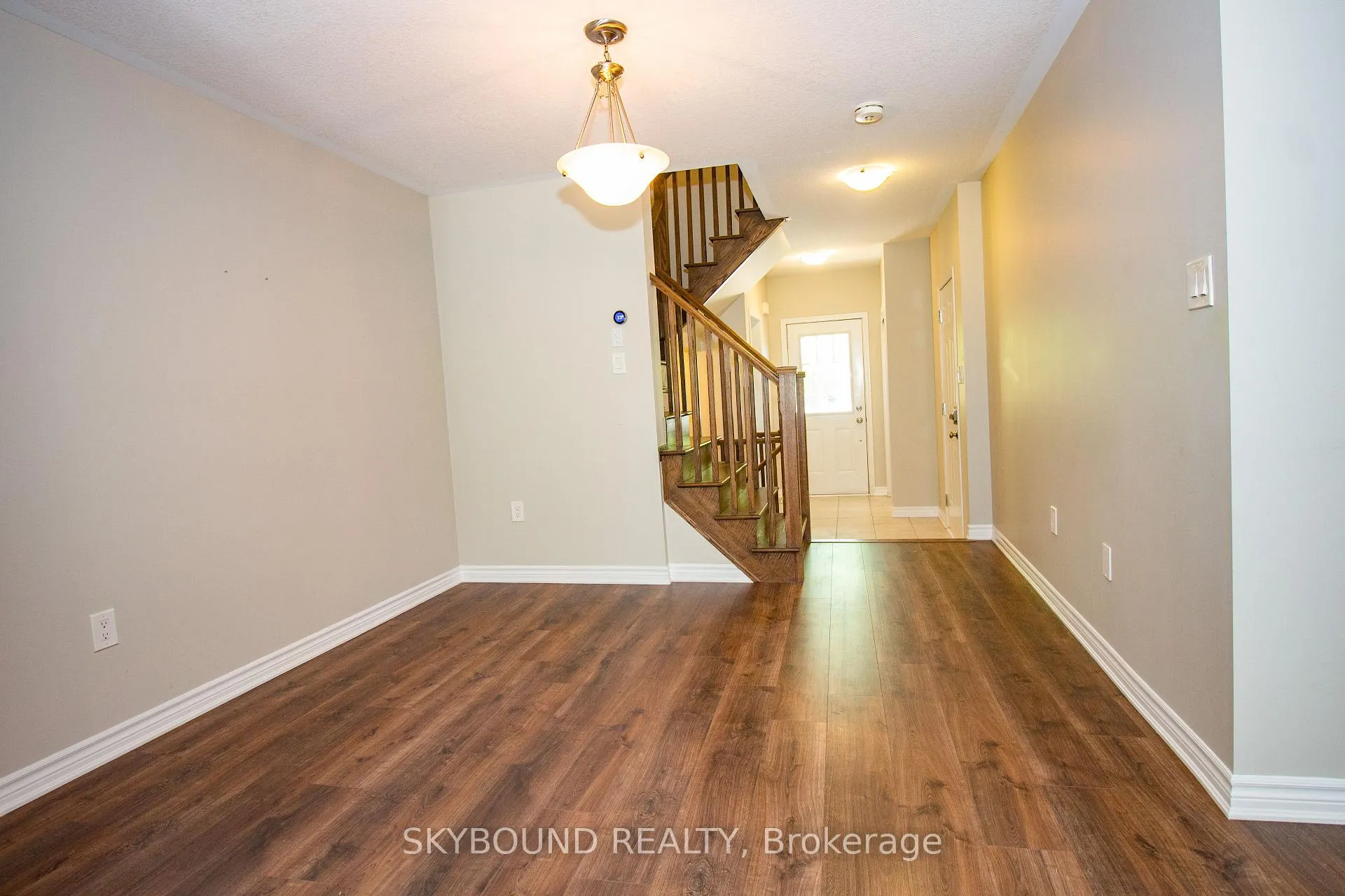 Photo 14 of Unit 36, 22 Spring Creek Drive, Hamilton, Waterdown — HOMEH