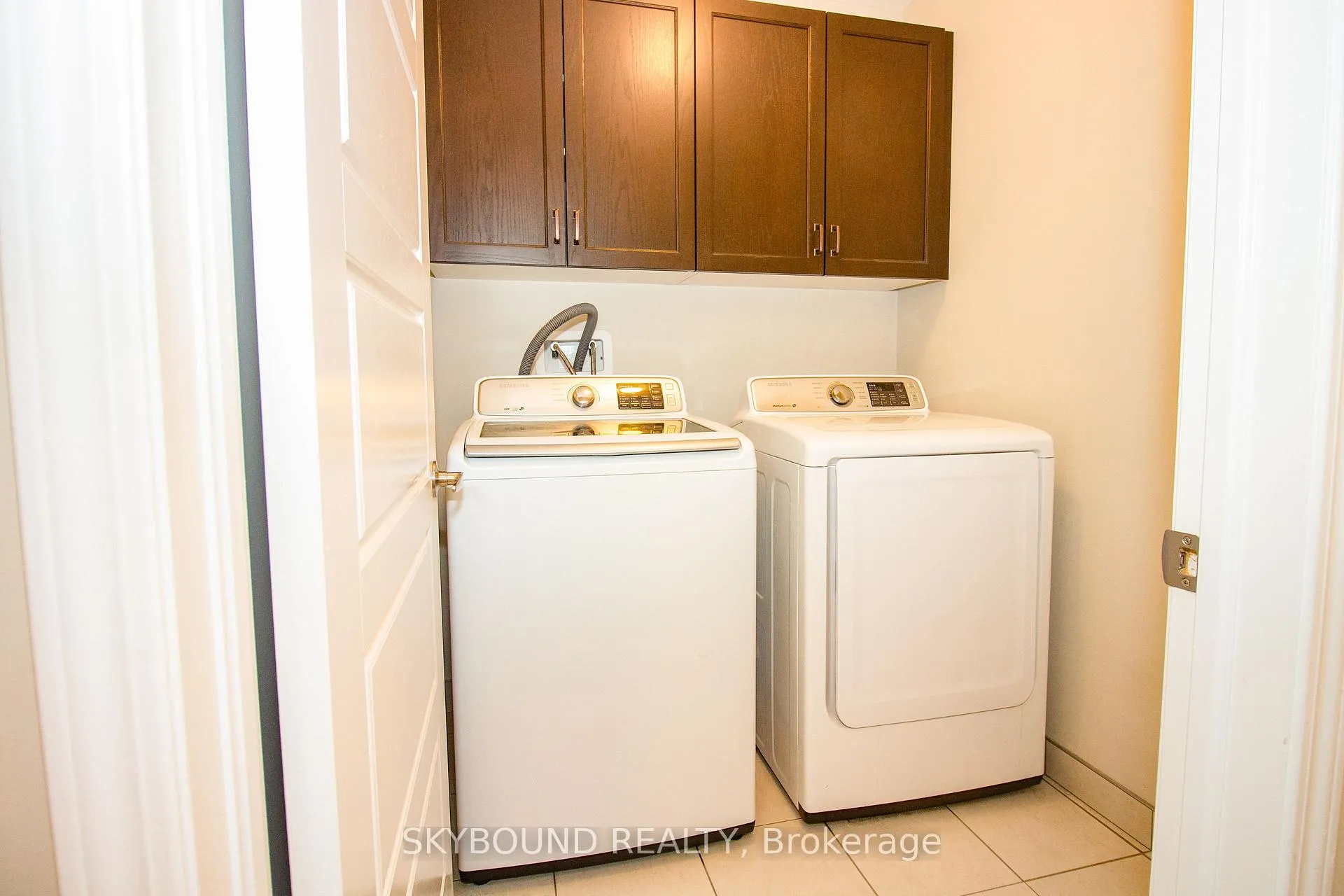 Photo 22 of Unit 36, 22 Spring Creek Drive, Hamilton, Waterdown — HOMEH