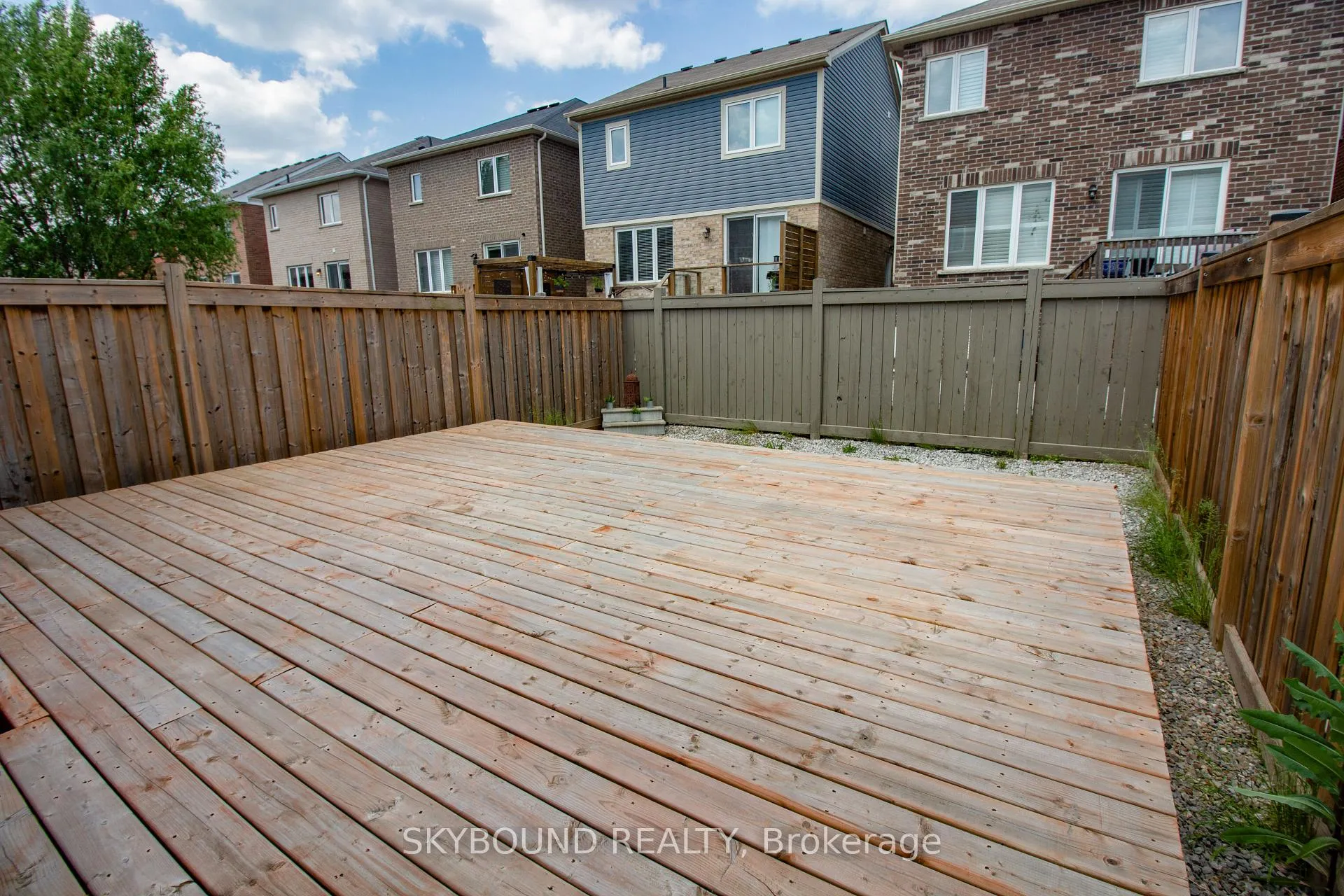 Photo 25 of Unit 36, 22 Spring Creek Drive, Hamilton, Waterdown — HOMEH
