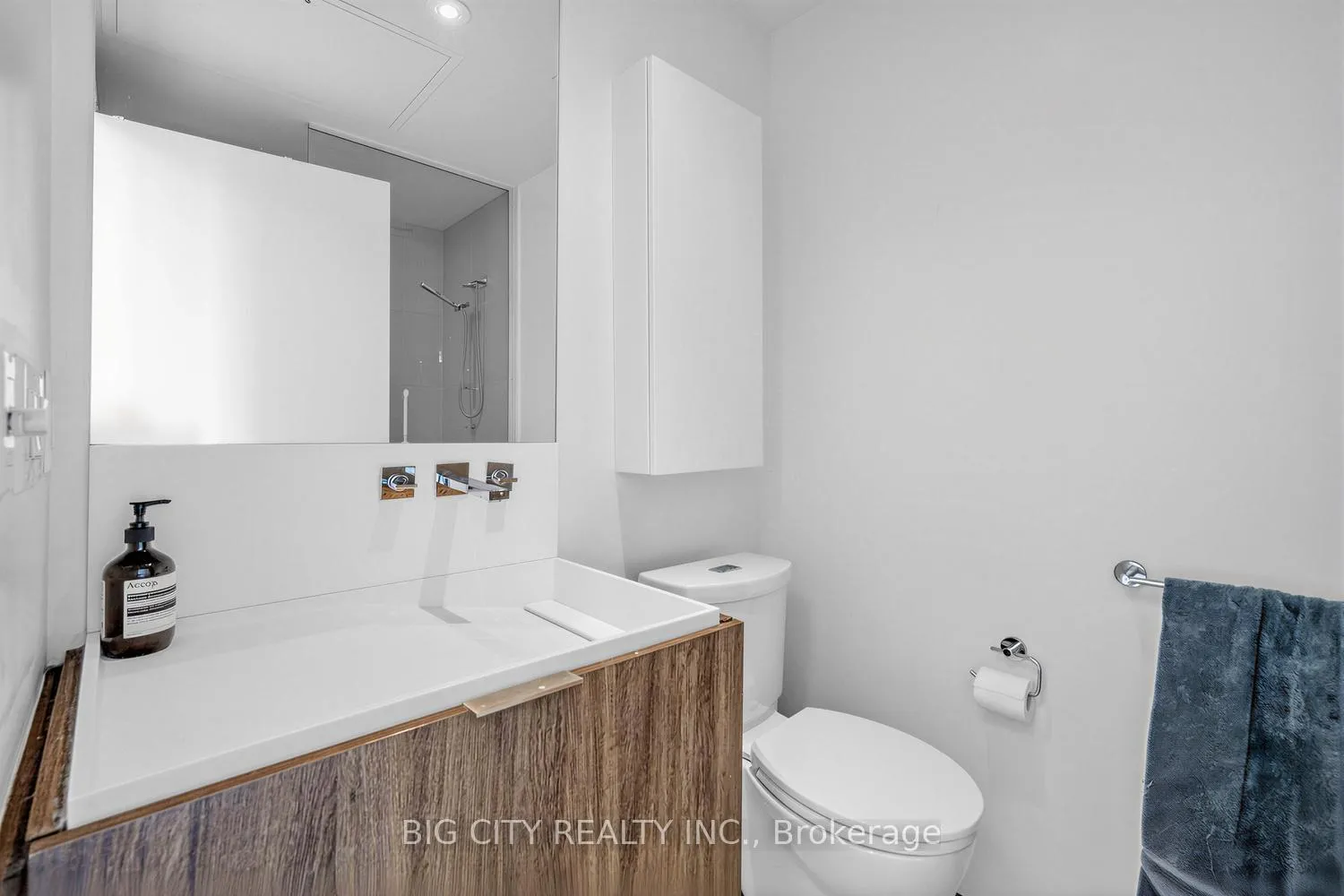 Photo 14 of Unit 4406, 101 Charles Street E, Toronto, Church-Yonge Corridor — HOMEH