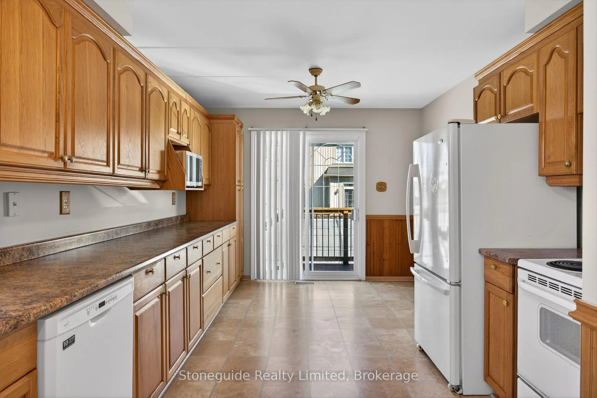 Photo 10 of 2 Goodwin Avenue, Clarington, Bowmanville — HOMEH