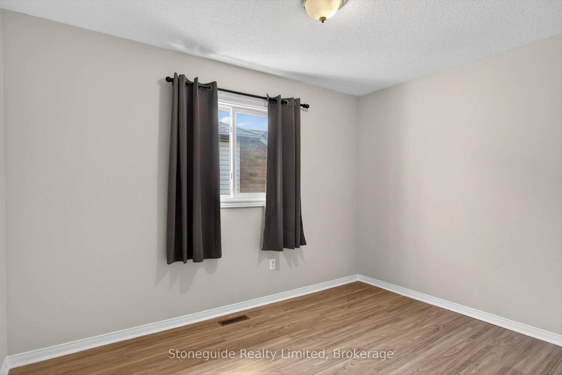 Photo 24 of 2 Goodwin Avenue, Clarington, Bowmanville — HOMEH