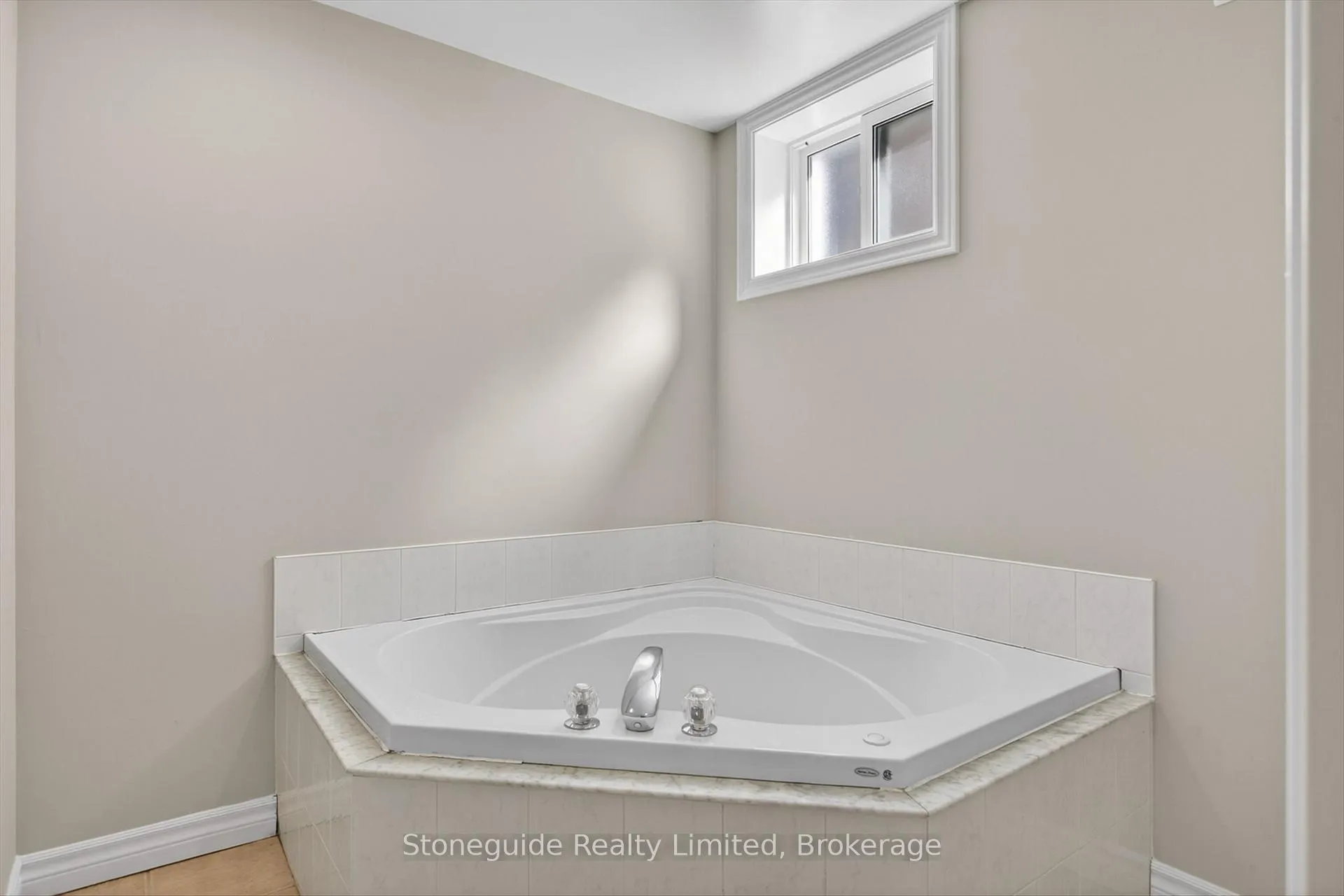 Photo 35 of 2 Goodwin Avenue, Clarington, Bowmanville — HOMEH