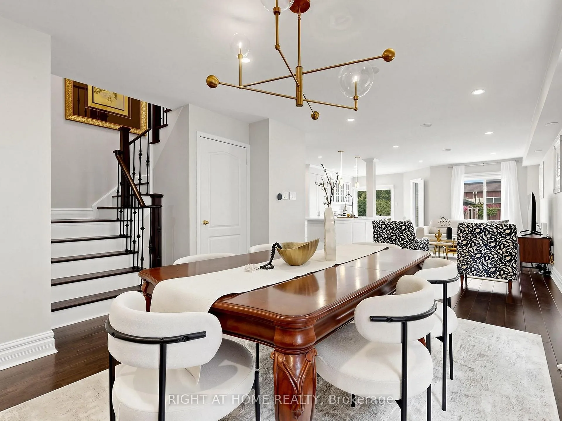 Photo 11 of 31 National Pine Drive, Vaughan, Vellore Village — HOMEH