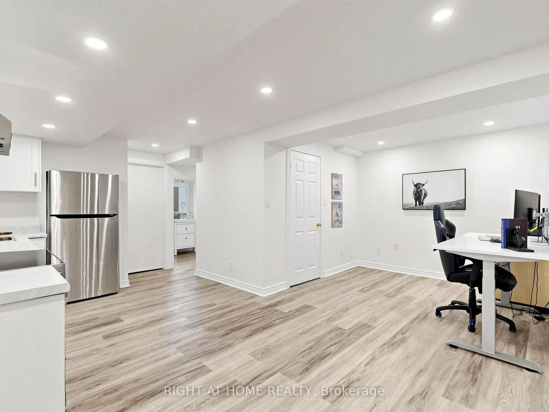 Photo 41 of 31 National Pine Drive, Vaughan, Vellore Village — HOMEH