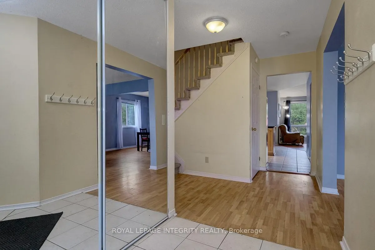 Photo 5 of 45 Stonemeadow Drive, Ottawa, Kanata - Bridlewood — HOMEH