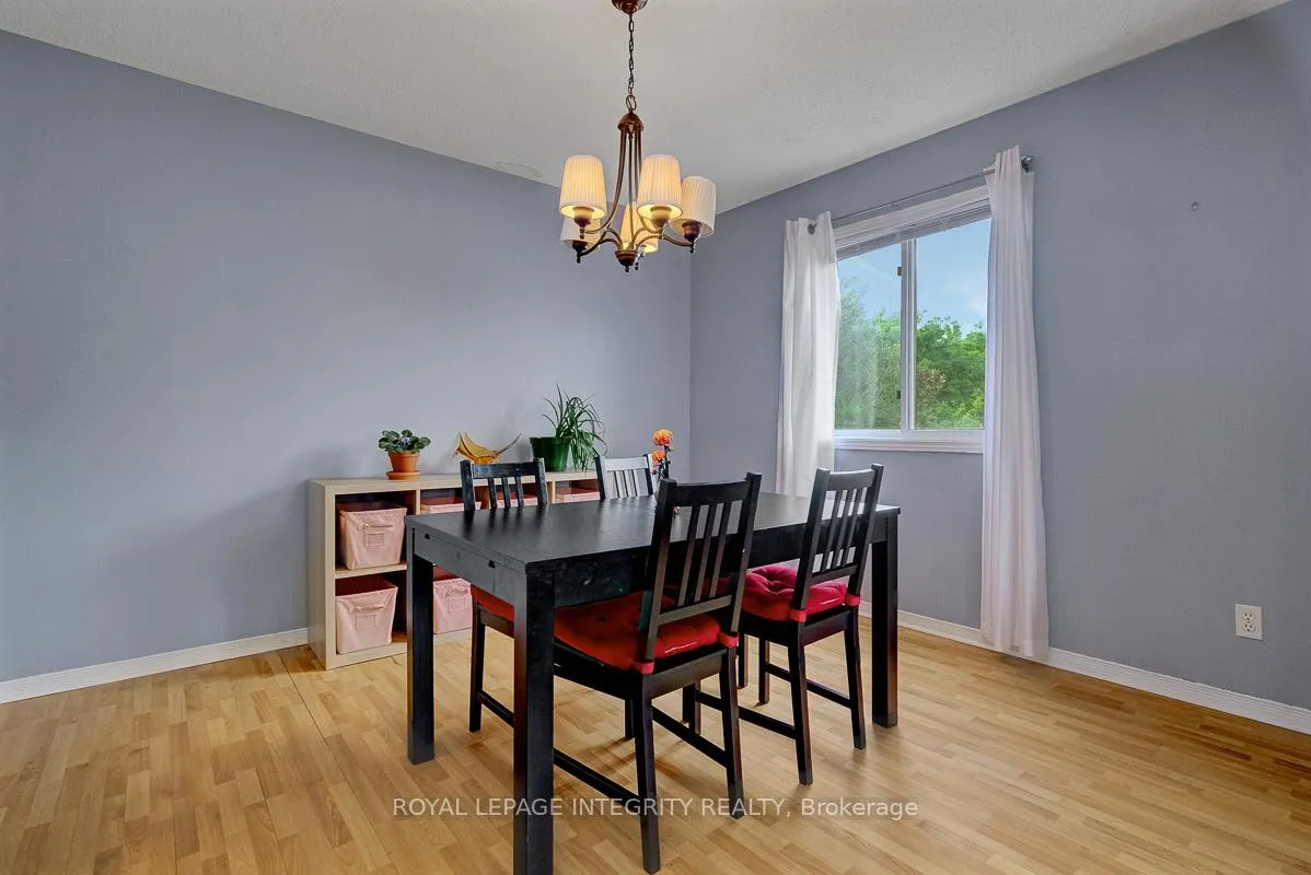 Photo 10 of 45 Stonemeadow Drive, Ottawa, Kanata - Bridlewood — HOMEH