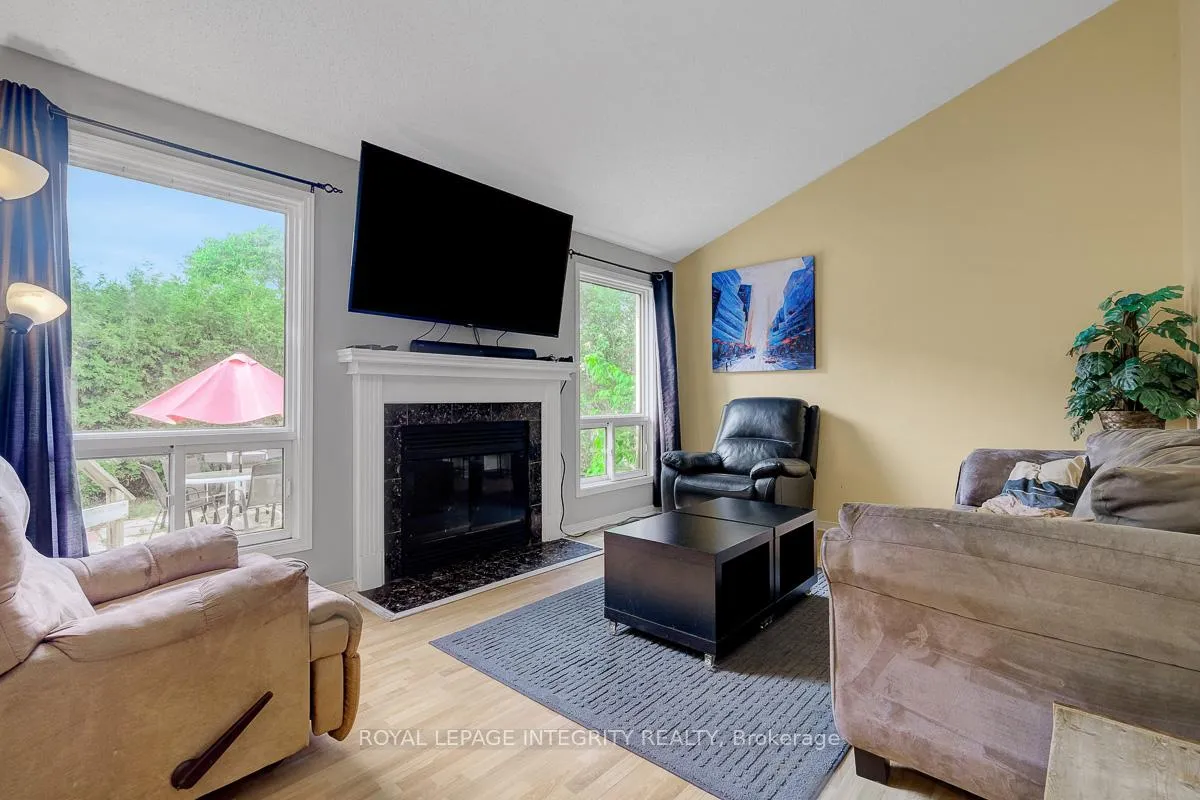 Photo 13 of 45 Stonemeadow Drive, Ottawa, Kanata - Bridlewood — HOMEH