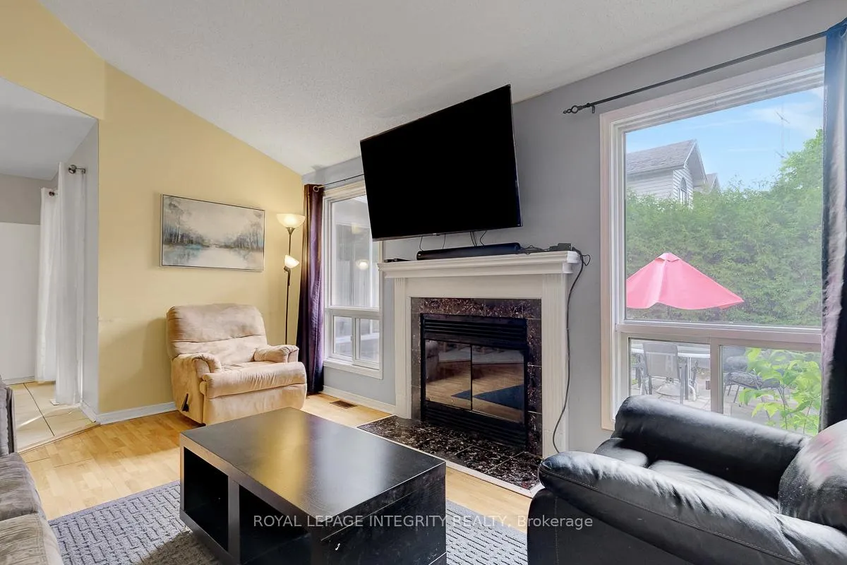 Photo 15 of 45 Stonemeadow Drive, Ottawa, Kanata - Bridlewood — HOMEH
