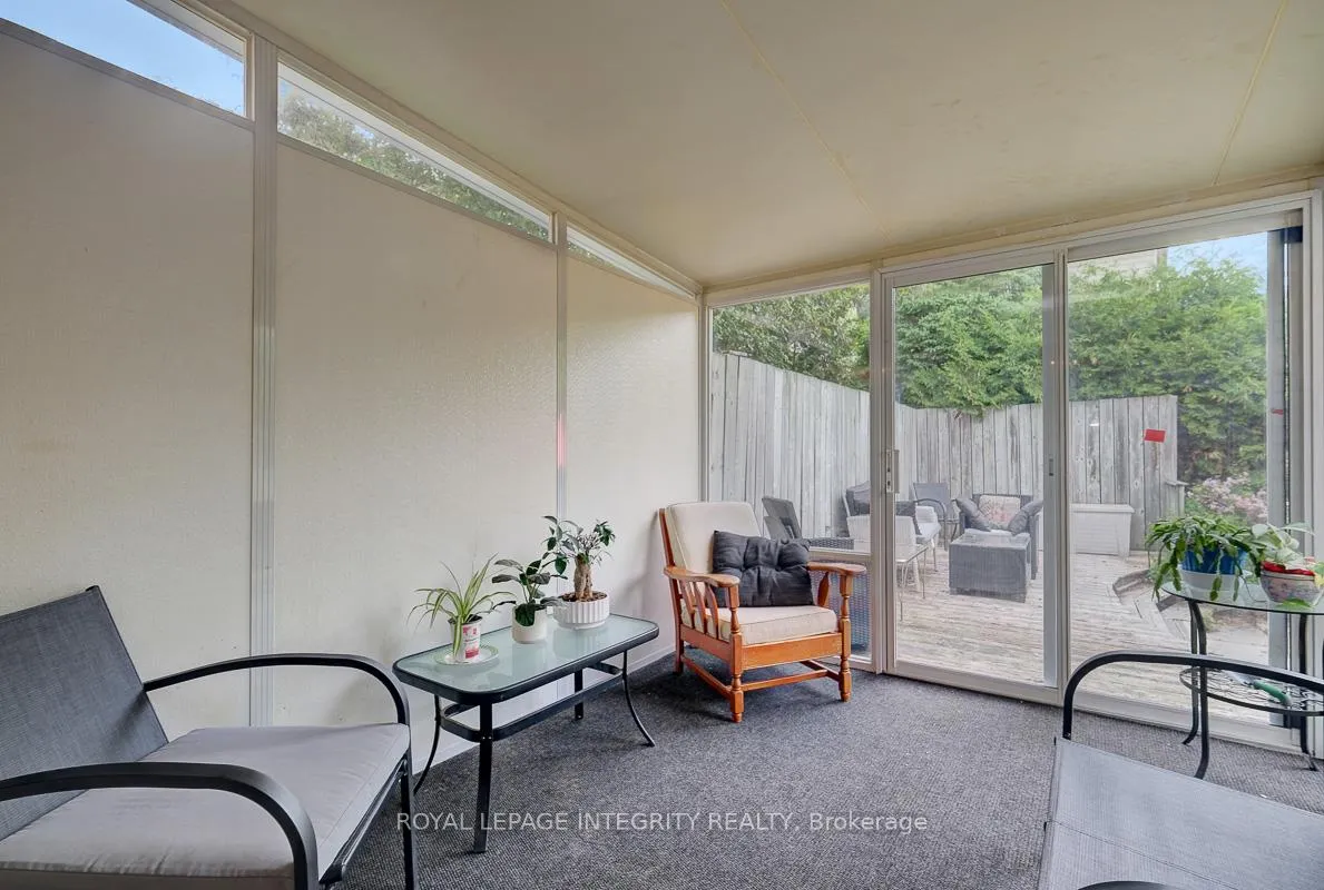 Photo 23 of 45 Stonemeadow Drive, Ottawa, Kanata - Bridlewood — HOMEH
