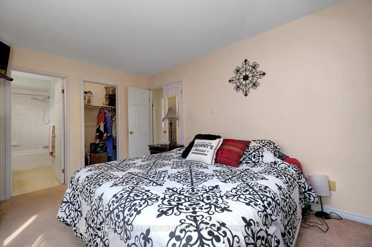 Photo 28 of 45 Stonemeadow Drive, Ottawa, Kanata - Bridlewood — HOMEH