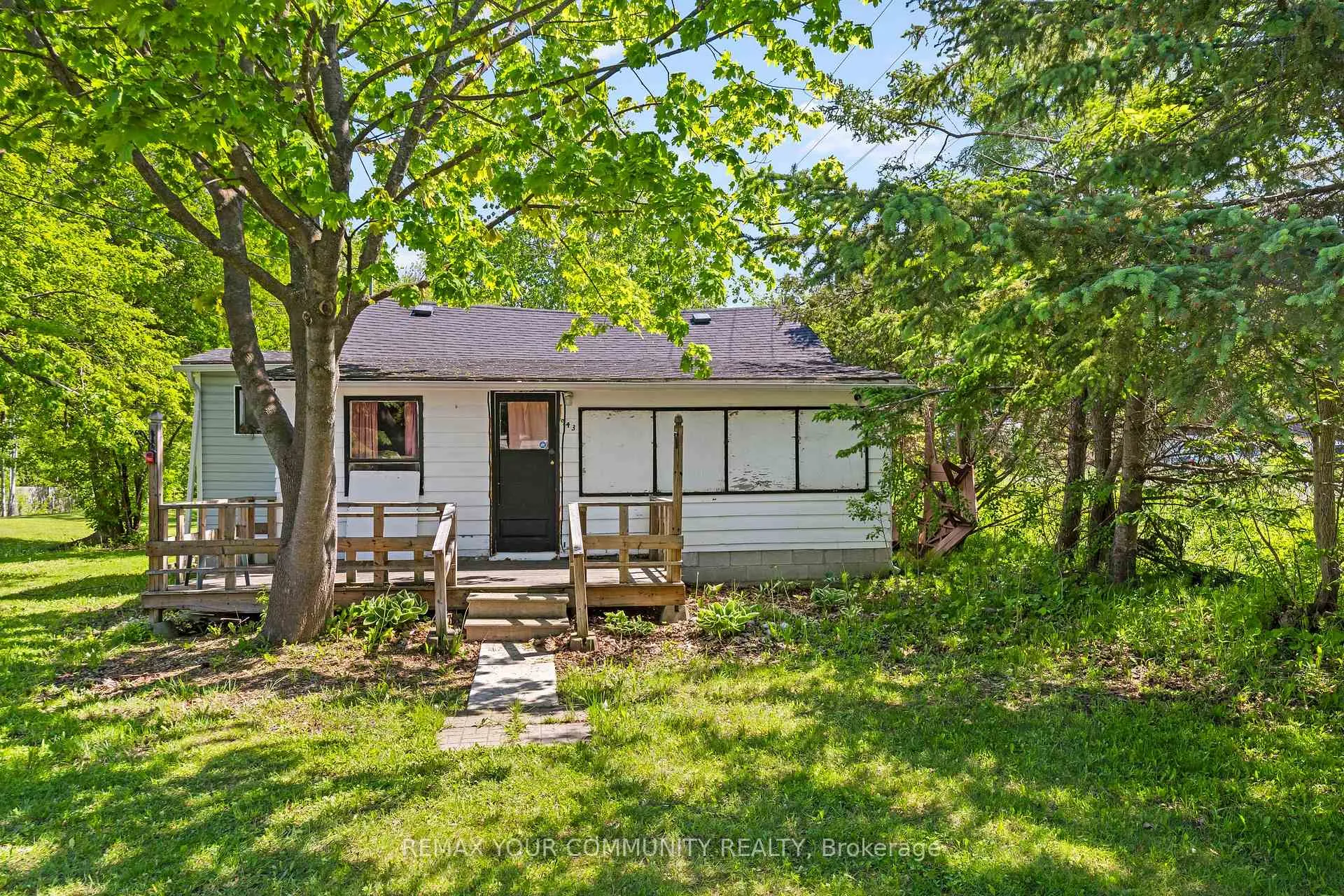 Photo 1 of 943 Helen Street, Innisfil, Alcona — HOMEH