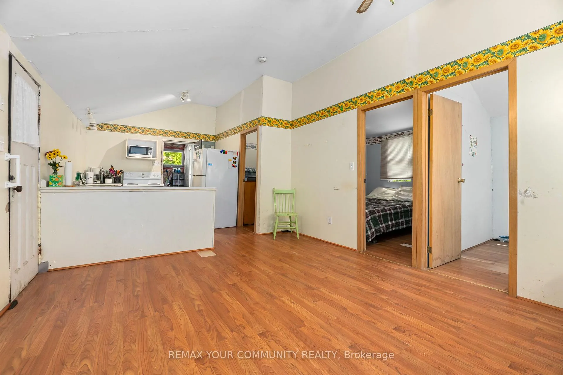 Photo 22 of 943 Helen Street, Innisfil, Alcona — HOMEH