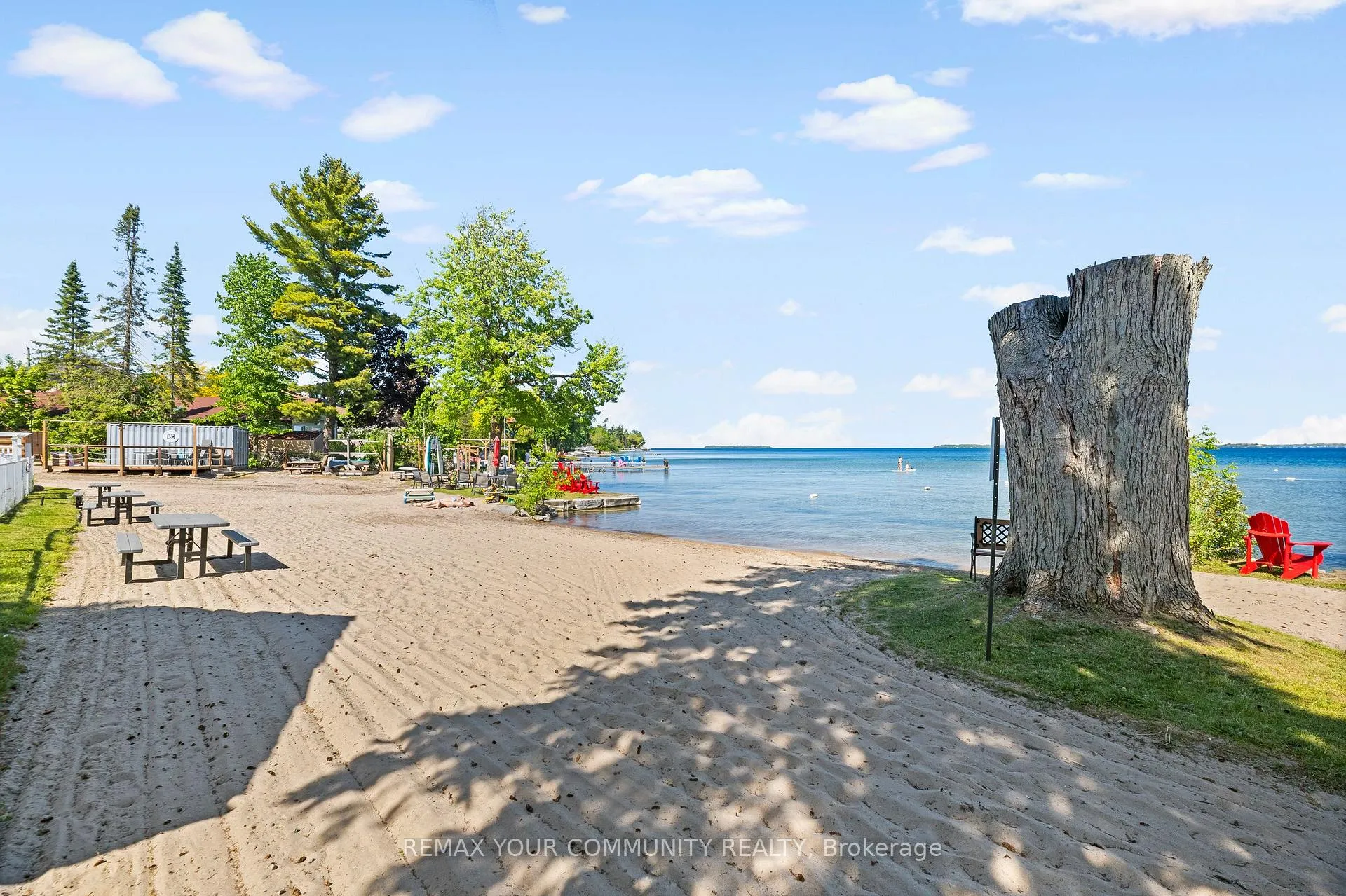 Photo 32 of 943 Helen Street, Innisfil, Alcona — HOMEH