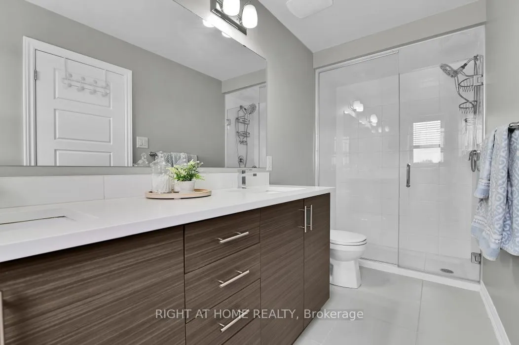 Photo 18 of 359 Willow Aster Circle, Ottawa, Avalon West — HOMEH