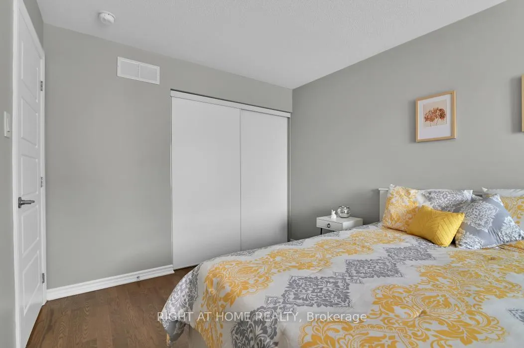 Photo 20 of 359 Willow Aster Circle, Ottawa, Avalon West — HOMEH