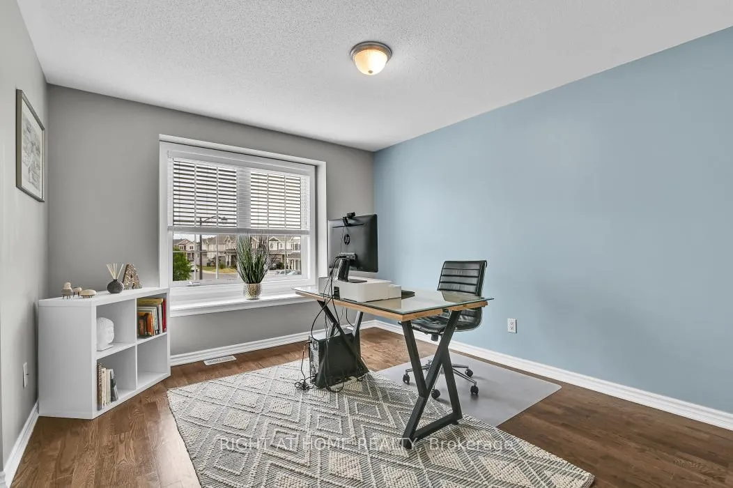 Photo 21 of 359 Willow Aster Circle, Ottawa, Avalon West — HOMEH