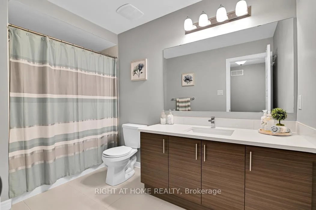Photo 23 of 359 Willow Aster Circle, Ottawa, Avalon West — HOMEH