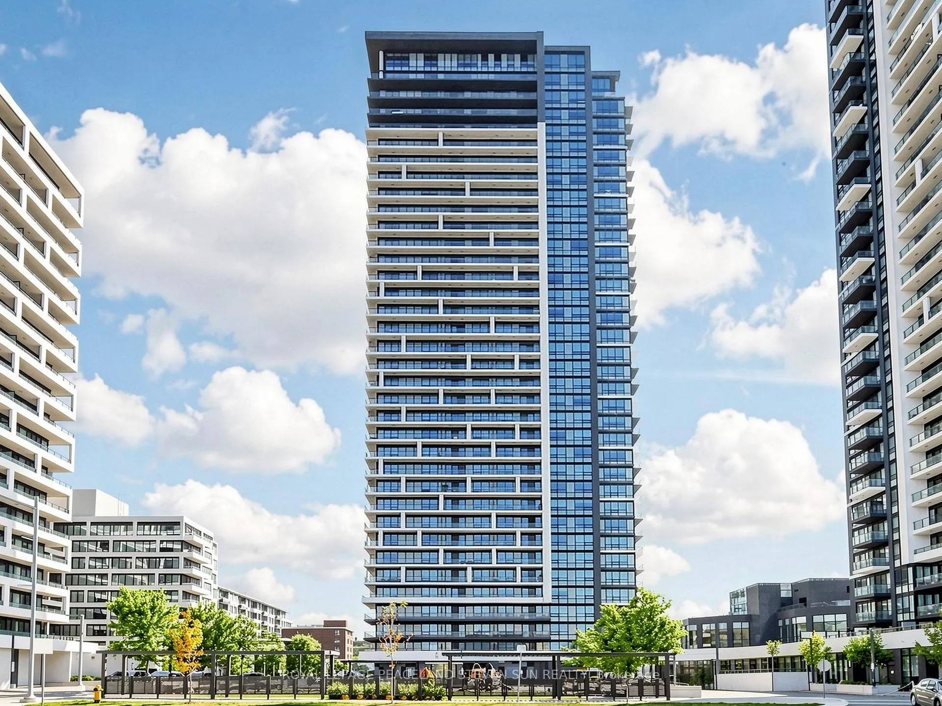 Photo 1 of Unit 3703, 18 Water Walk Drive, Markham, Unionville — HOMEH