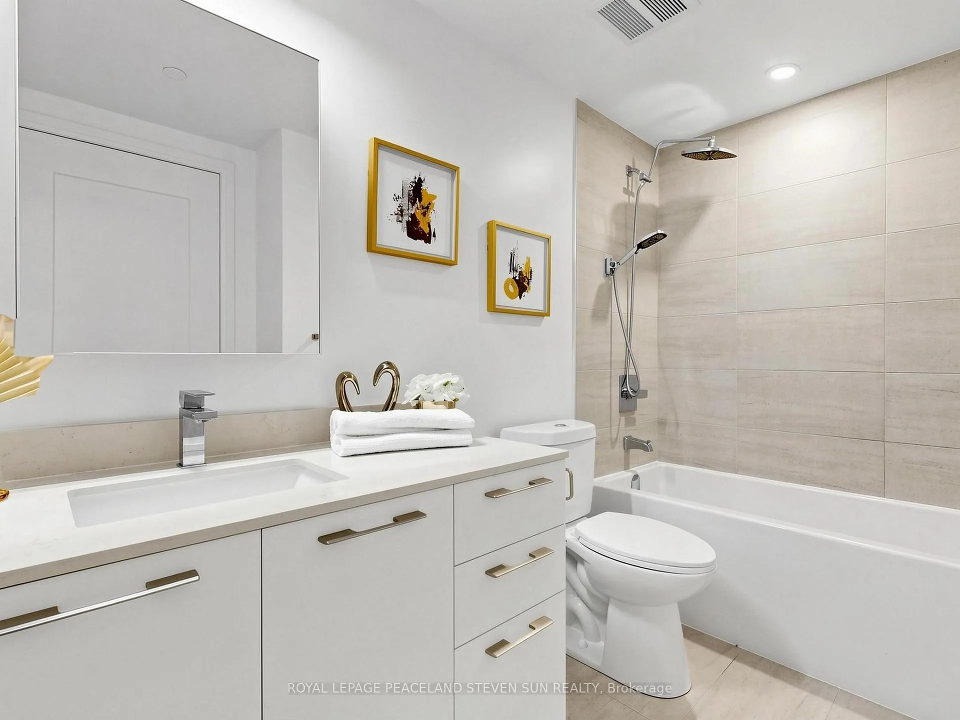 Photo 15 of Unit 3703, 18 Water Walk Drive, Markham, Unionville — HOMEH