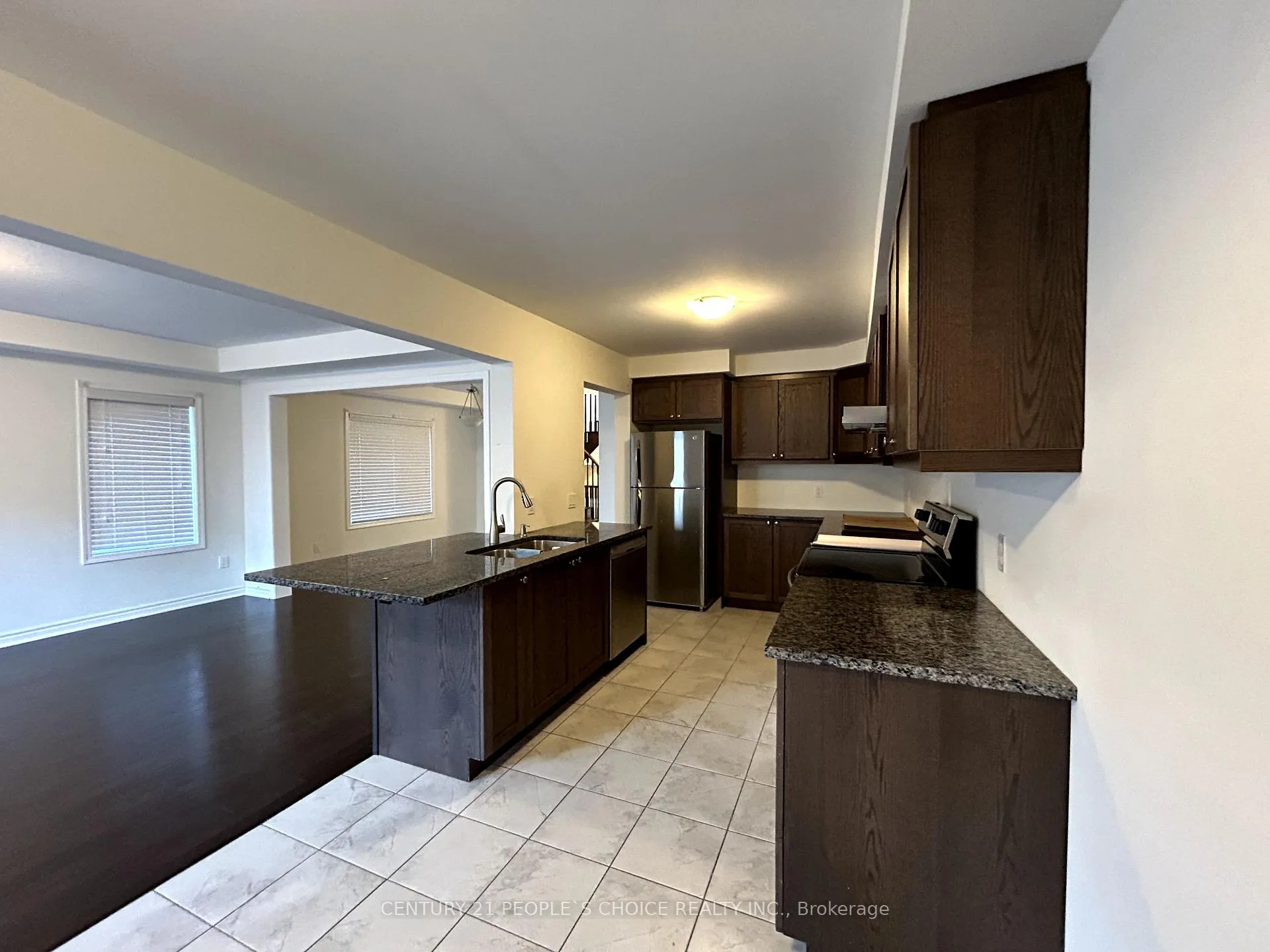 Photo 3 of Unit 103, 143 Ridge Road, Cambridge, Preston Heights — HOMEH