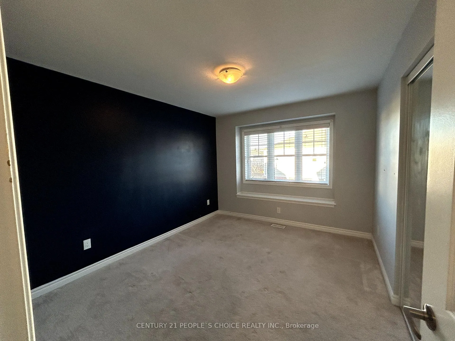 Photo 10 of Unit 103, 143 Ridge Road, Cambridge, Preston Heights — HOMEH