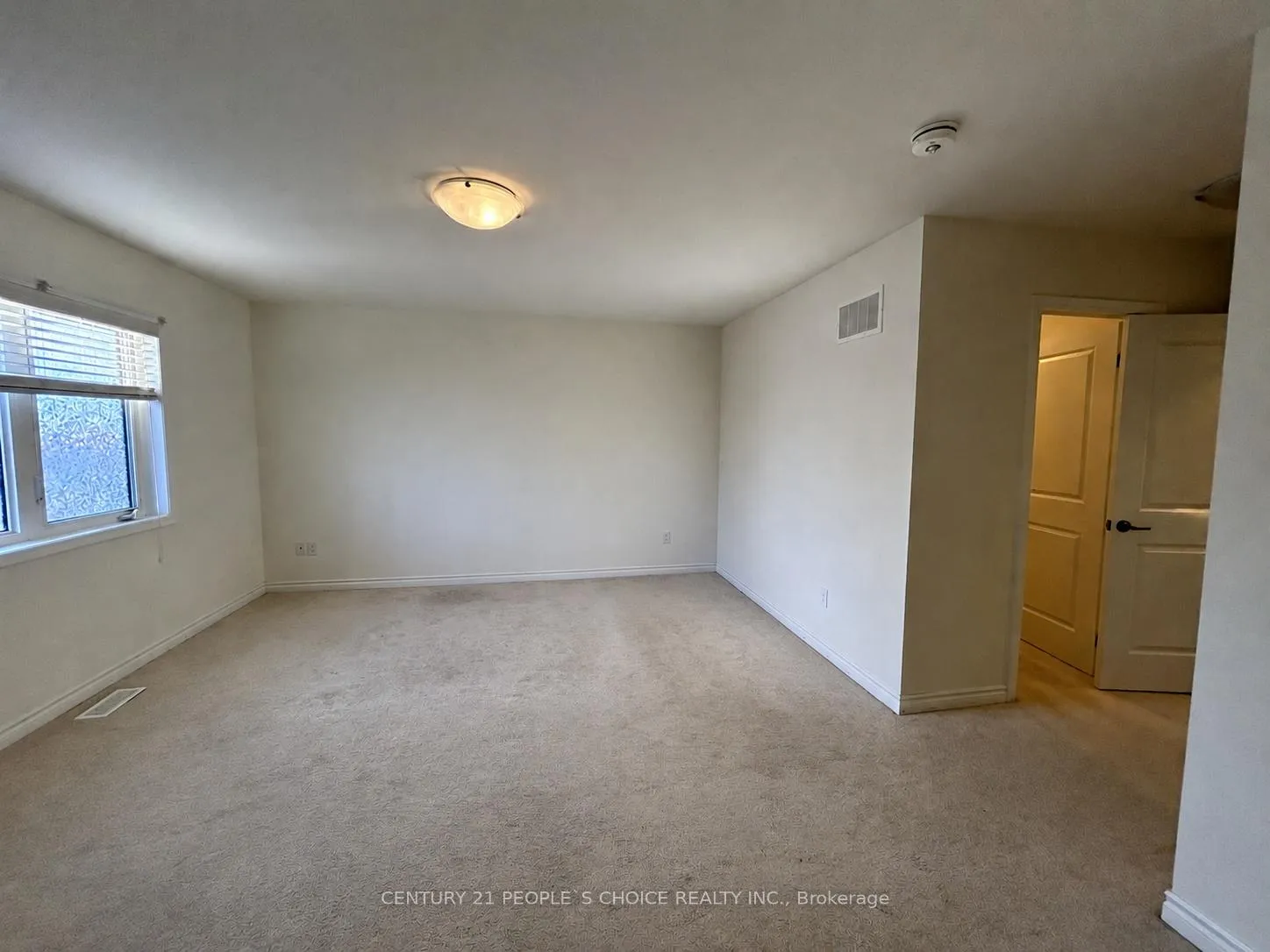 Photo 12 of Unit 103, 143 Ridge Road, Cambridge, Preston Heights — HOMEH