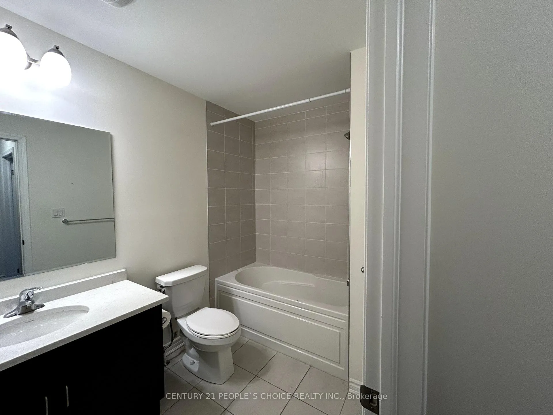 Photo 14 of Unit 103, 143 Ridge Road, Cambridge, Preston Heights — HOMEH
