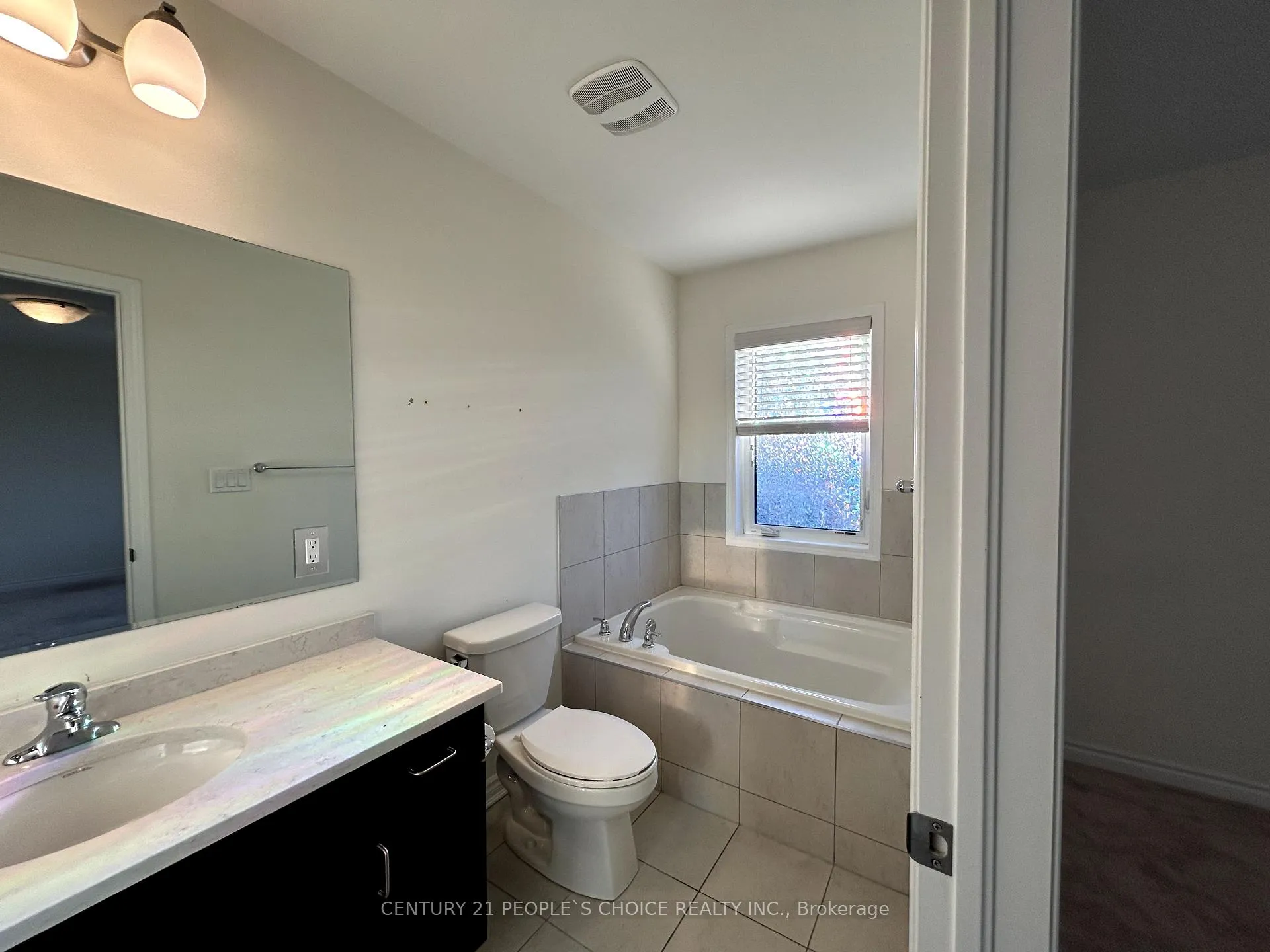 Photo 16 of Unit 103, 143 Ridge Road, Cambridge, Preston Heights — HOMEH