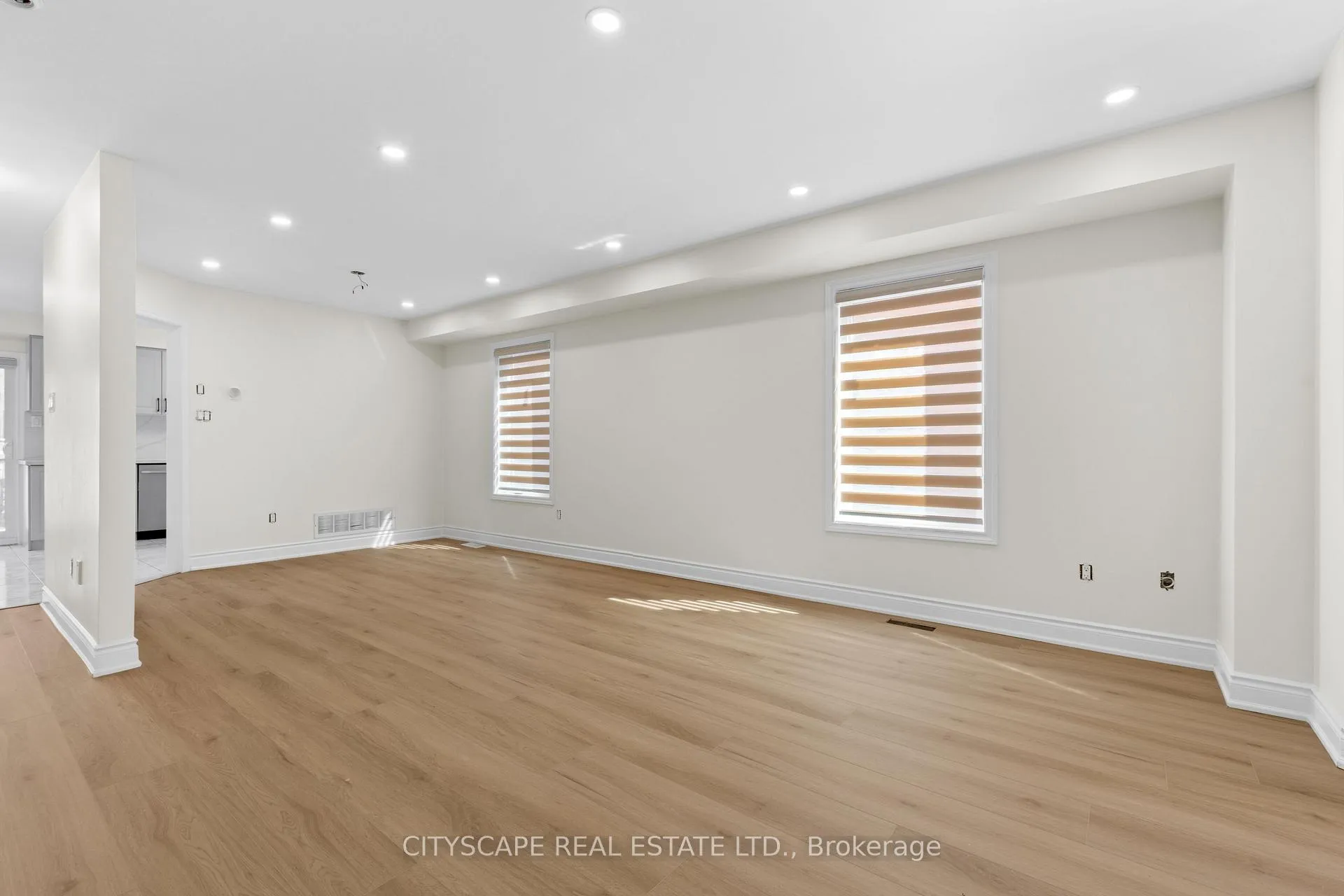 Photo 9 of 3409 Mcdowell Drive, Mississauga, Churchill Meadows — HOMEH