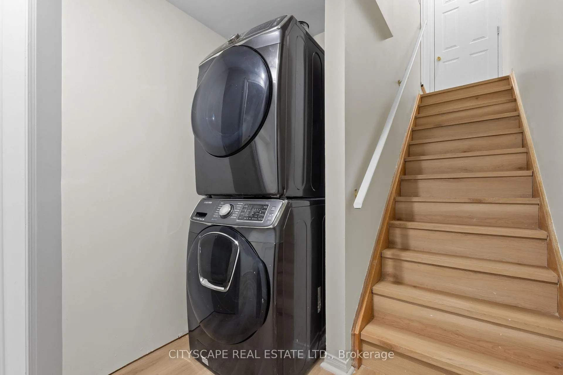 Photo 36 of 3409 Mcdowell Drive, Mississauga, Churchill Meadows — HOMEH