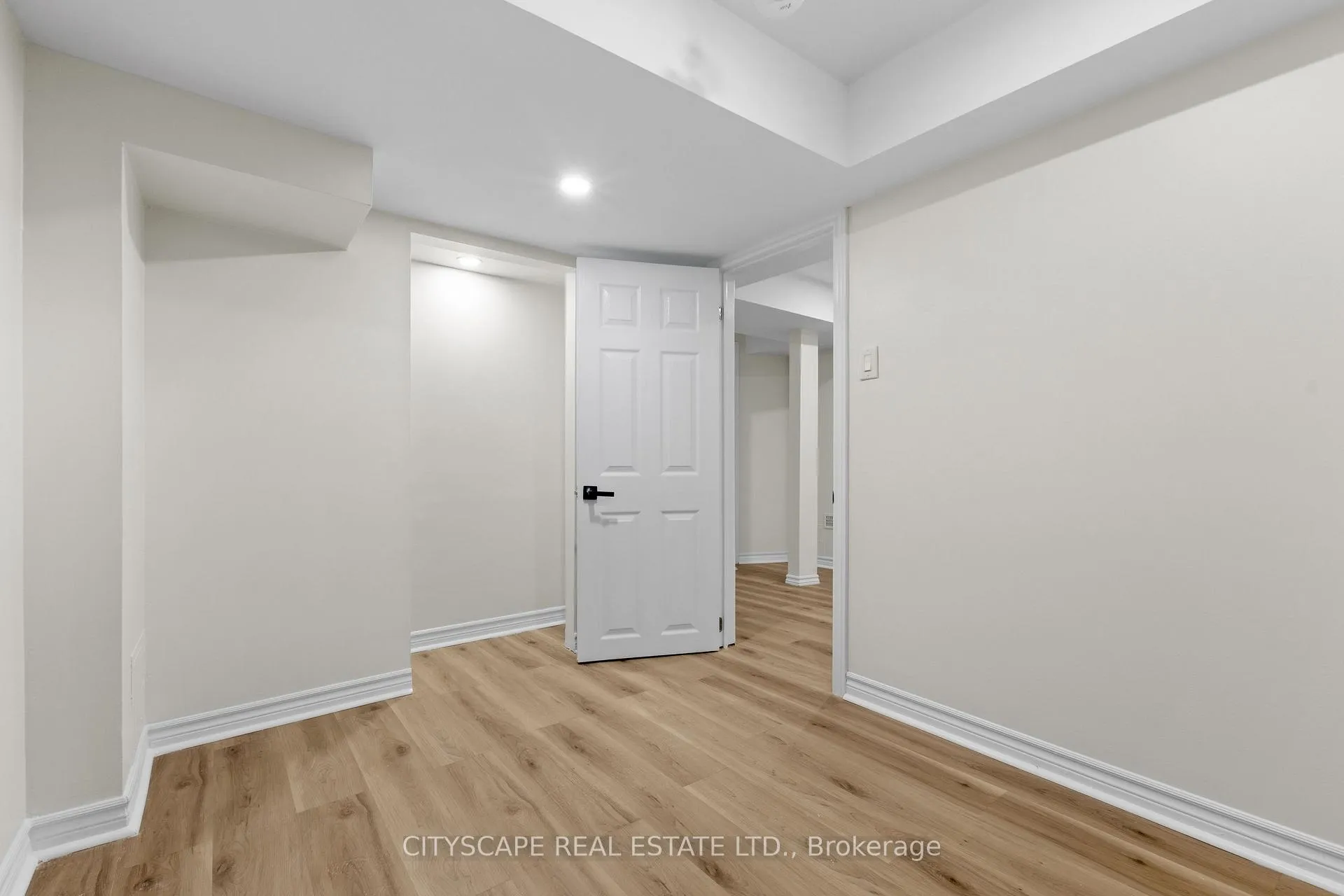 Photo 40 of 3409 Mcdowell Drive, Mississauga, Churchill Meadows — HOMEH