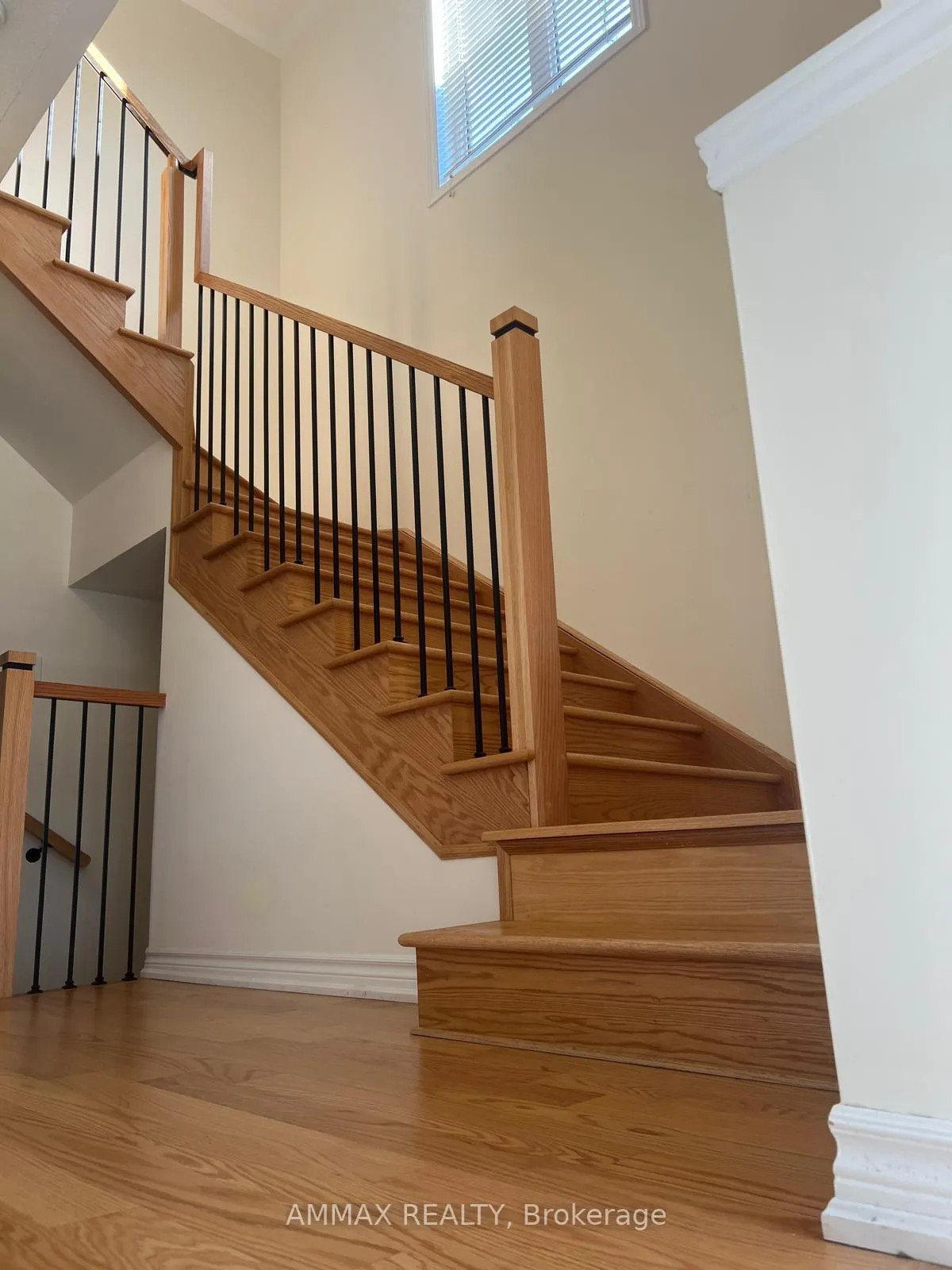 Photo 3 of 1105 Cameo Street, Pickering, Rural Pickering — HOMEH