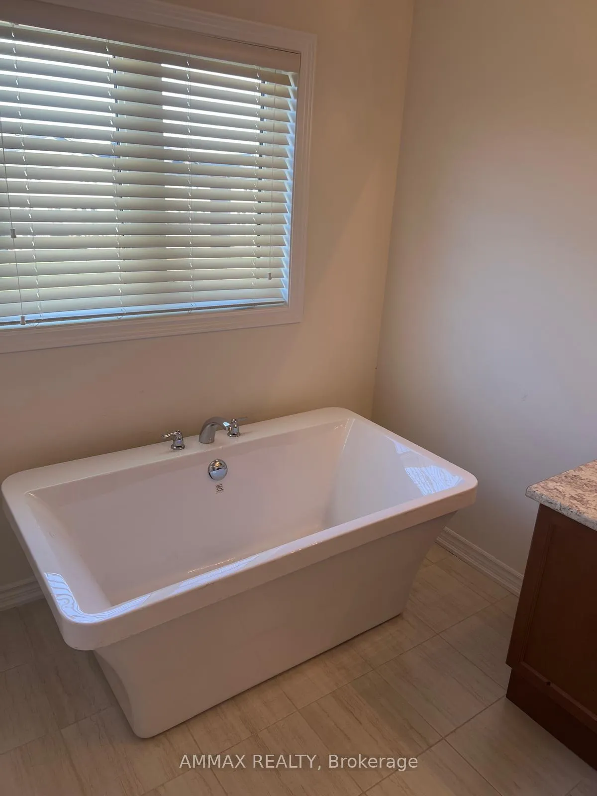 Photo 20 of 1105 Cameo Street, Pickering, Rural Pickering — HOMEH
