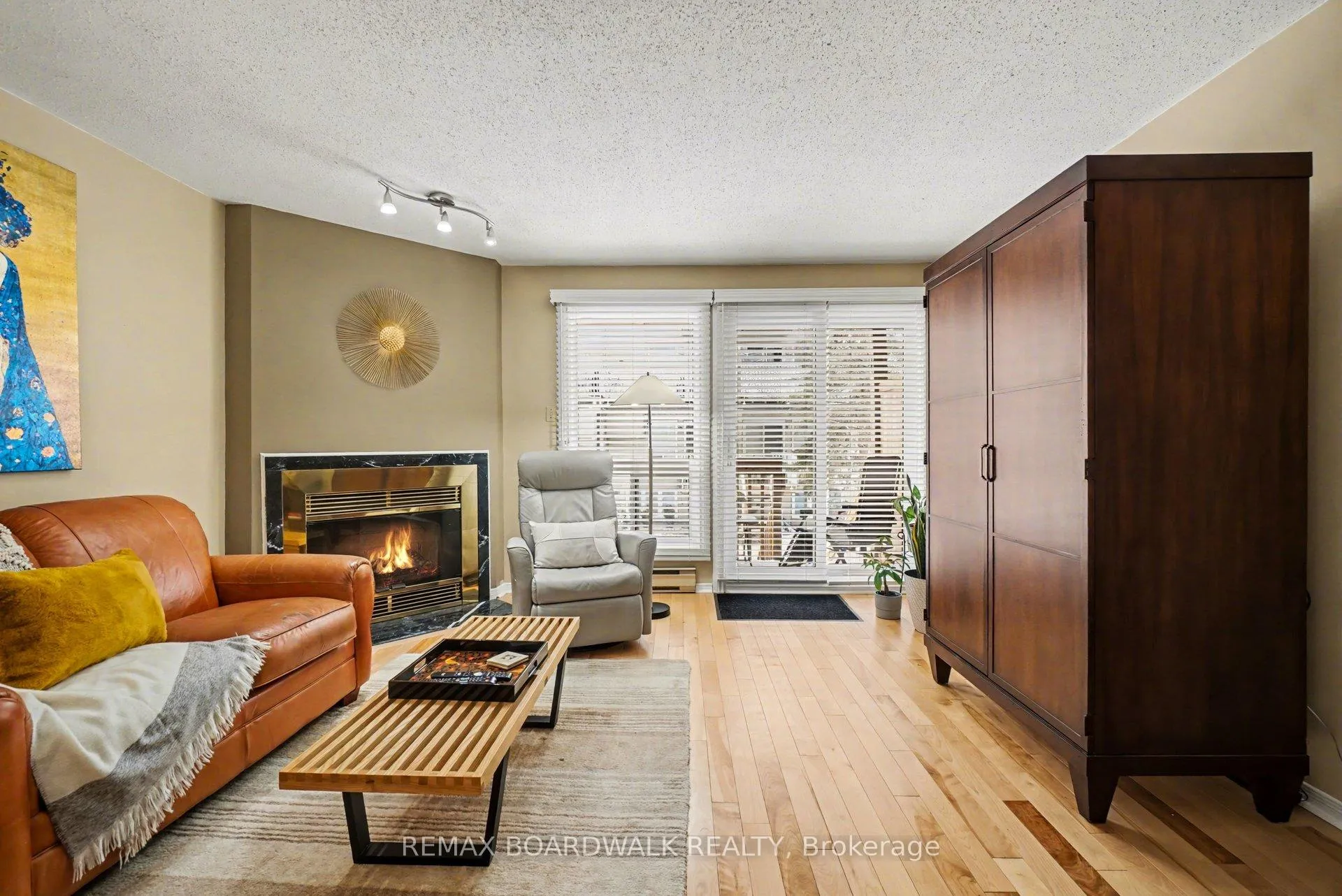 Photo 15 of 5 Briston Private, Ottawa, Hunt Club Park — HOMEH