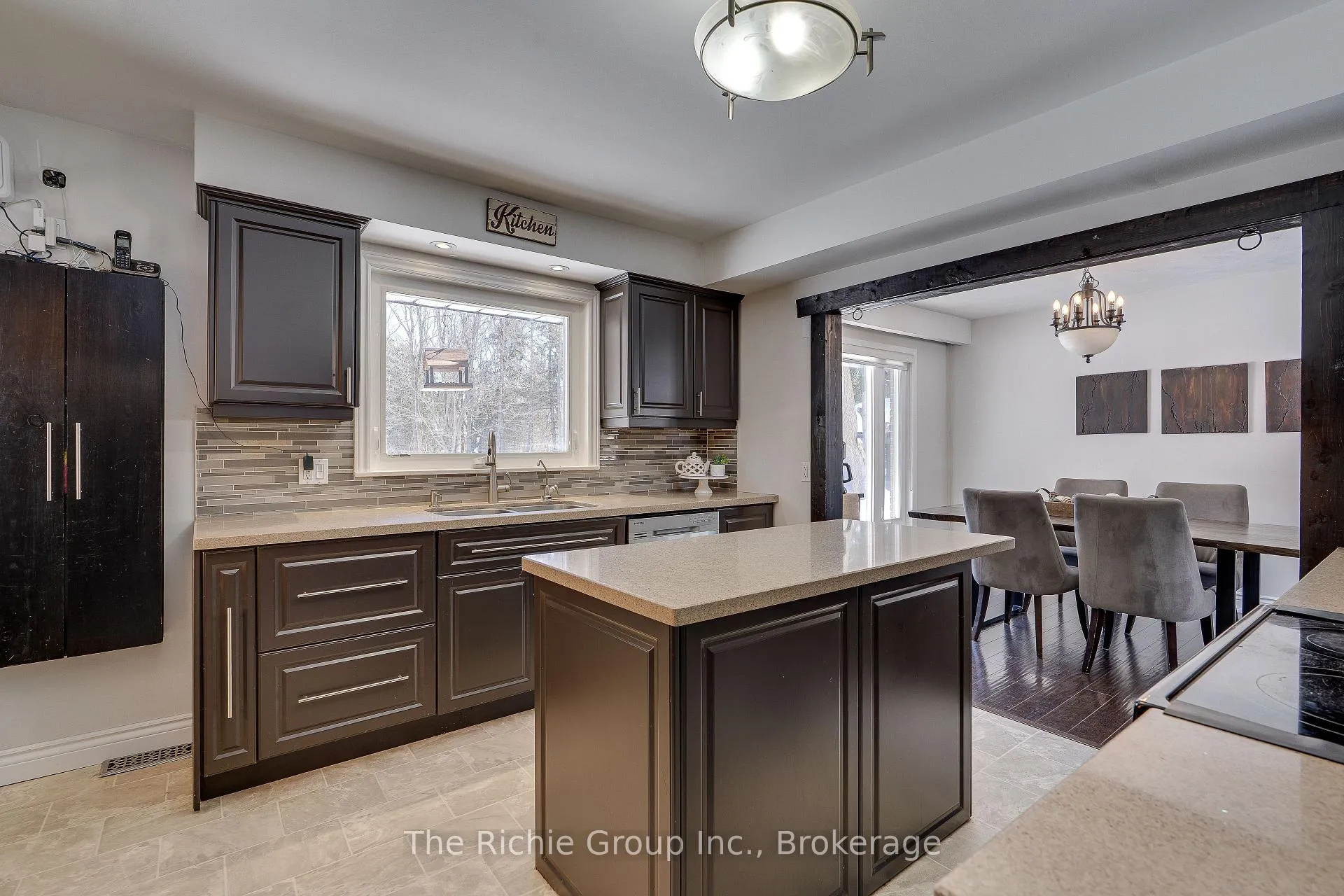 Photo 6 of 17 Travelled Road, Caledon, Caledon Village — HOMEH