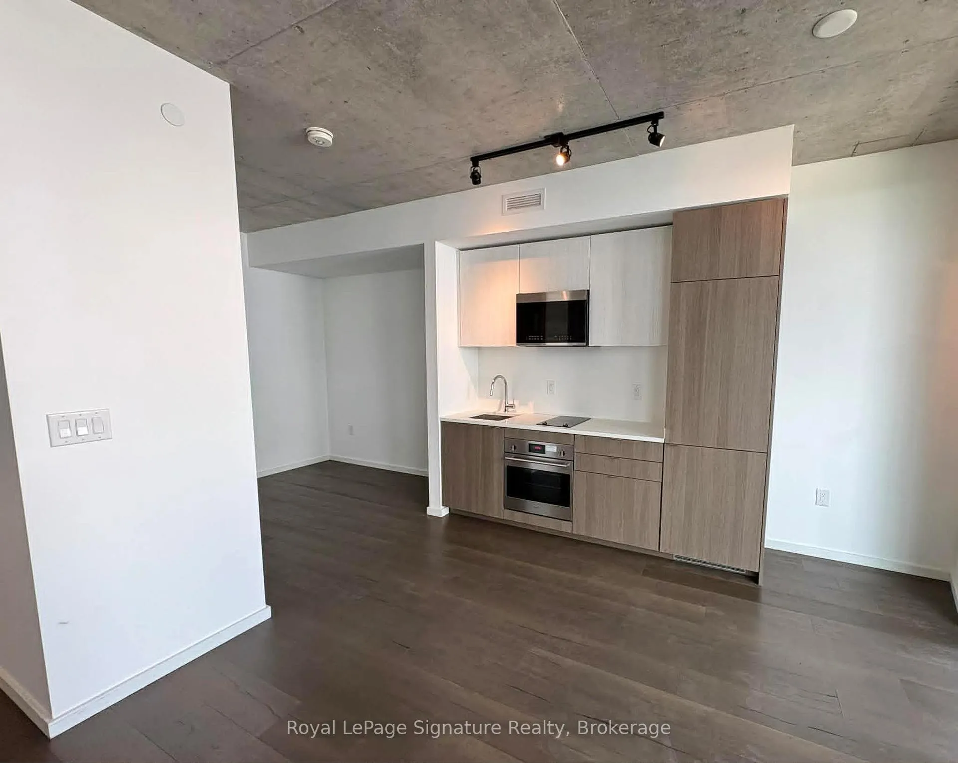 Front of Unit 514, 21 Lawren Harris Square