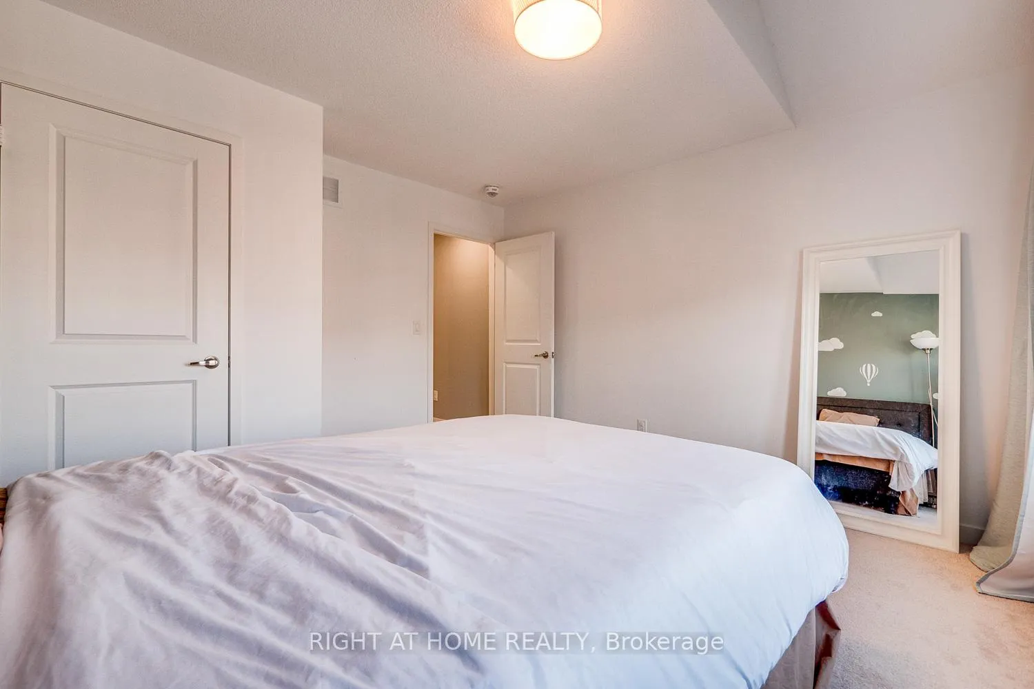 Photo 25 of 20 Harcourt Street, Vaughan, Patterson — HOMEH