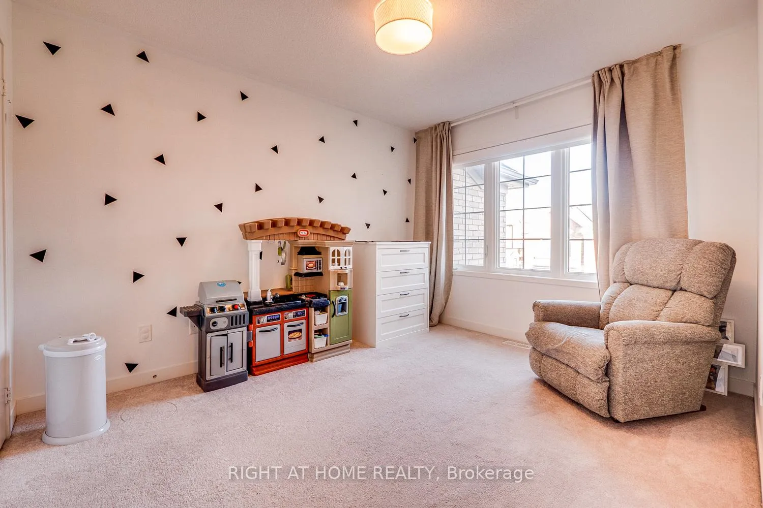Photo 27 of 20 Harcourt Street, Vaughan, Patterson — HOMEH