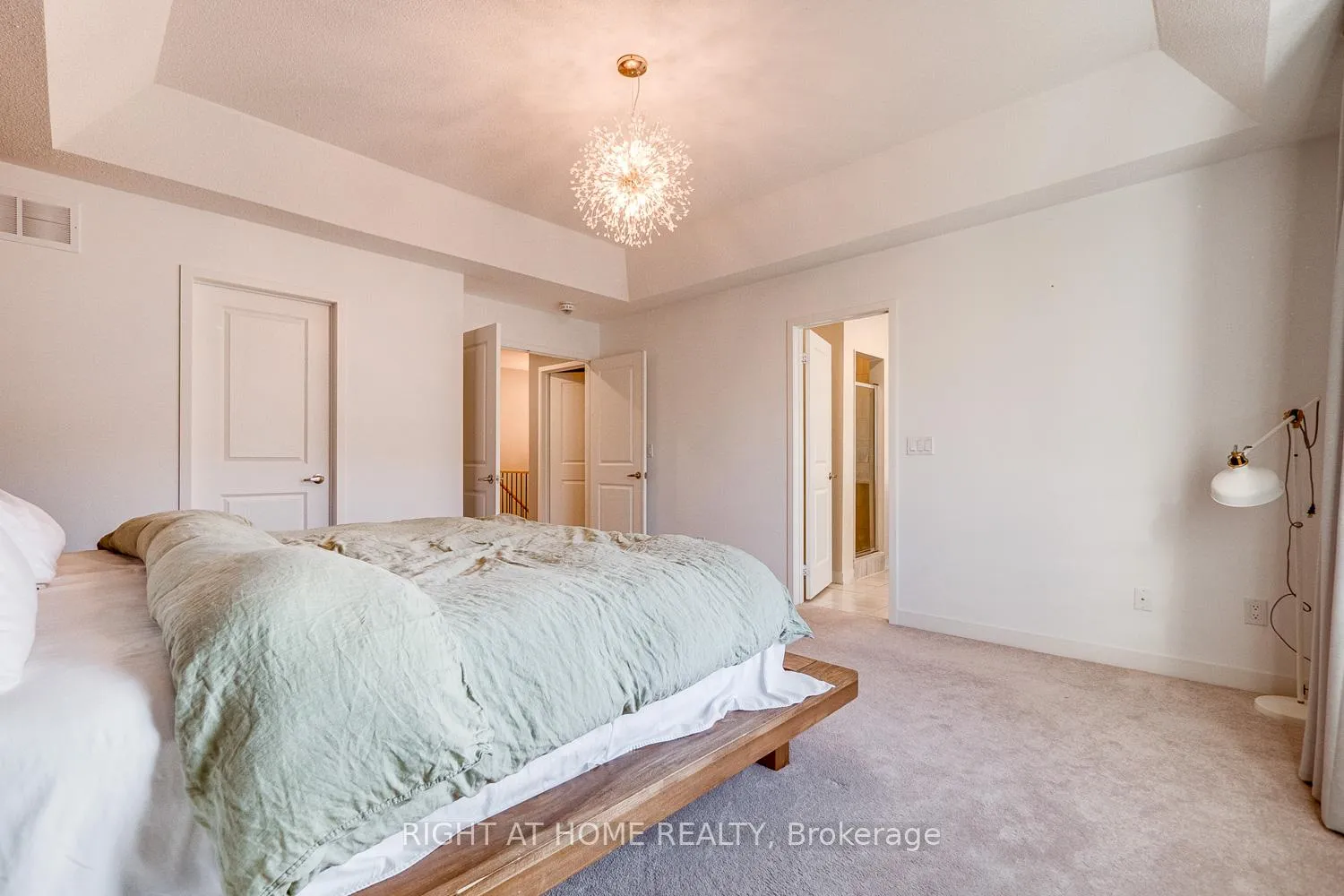 Photo 31 of 20 Harcourt Street, Vaughan, Patterson — HOMEH
